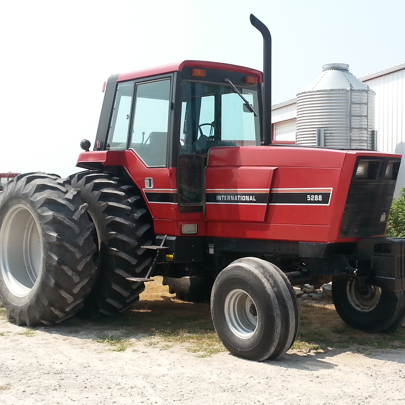 IH 88 Series (Includes 2+2) - Hines Equipment Repair & Parts