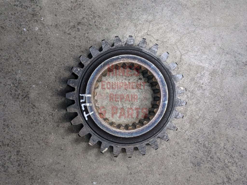 1st Speed Drive Gear IH International 380090R1 390259R1 USED - Hines Equipment Repair & Parts