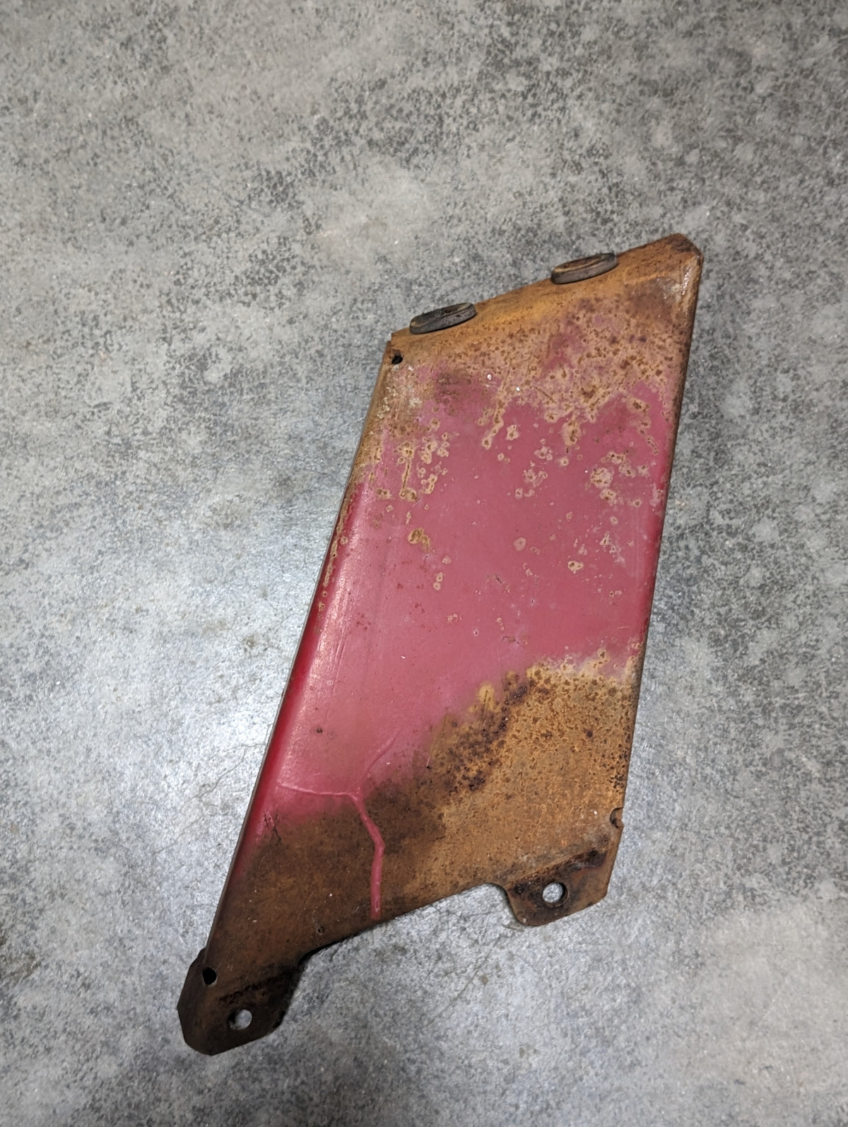 Right Fuel Support IH International 531302R2 USED