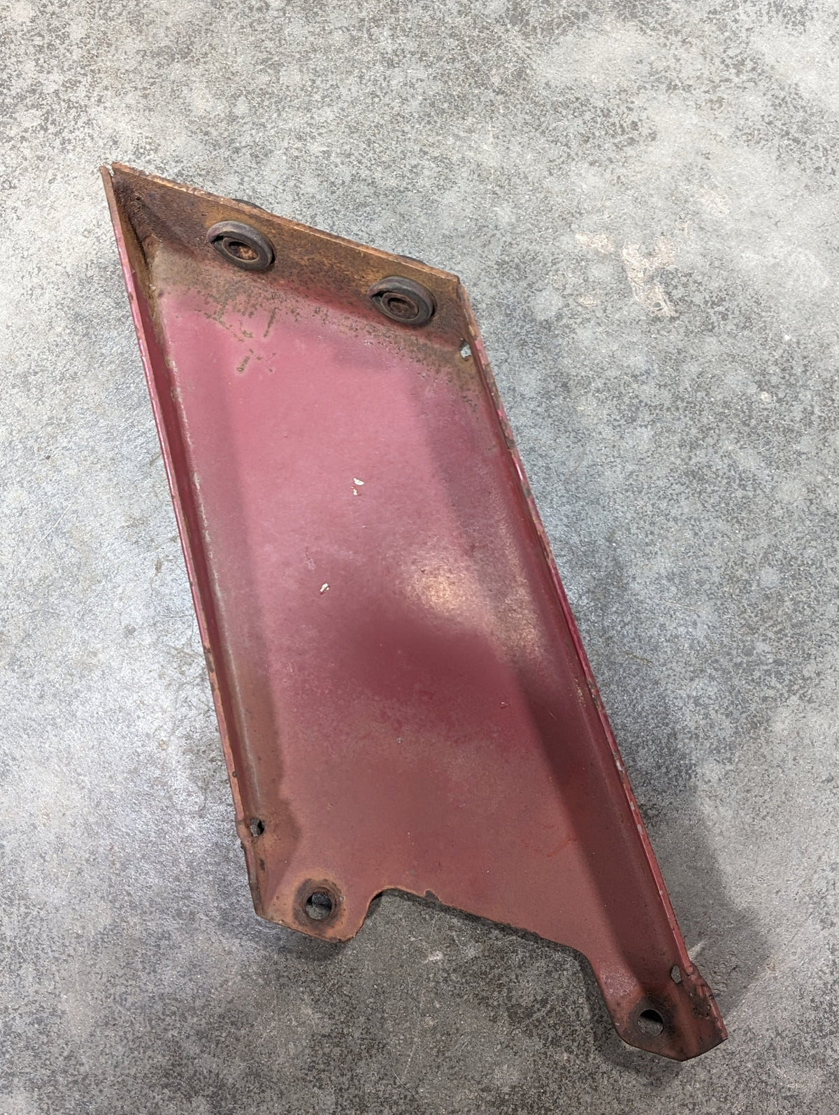 Right Fuel Support IH International 531302R2 USED