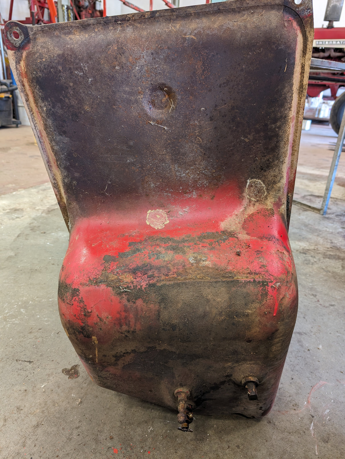 Fuel Tank IH International 406424R92 USED