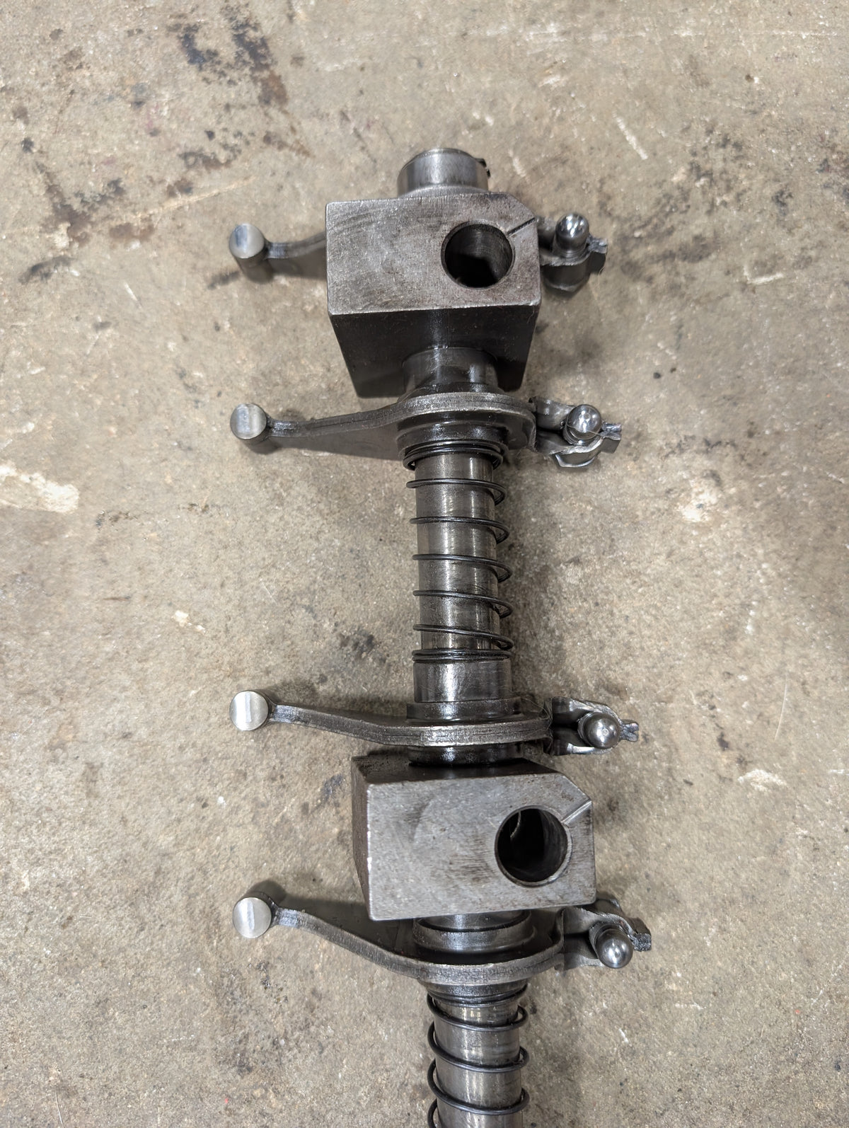 Rocker Arm Assembly IH International 675547C2 675447C91 675447C92 675660C92 USED