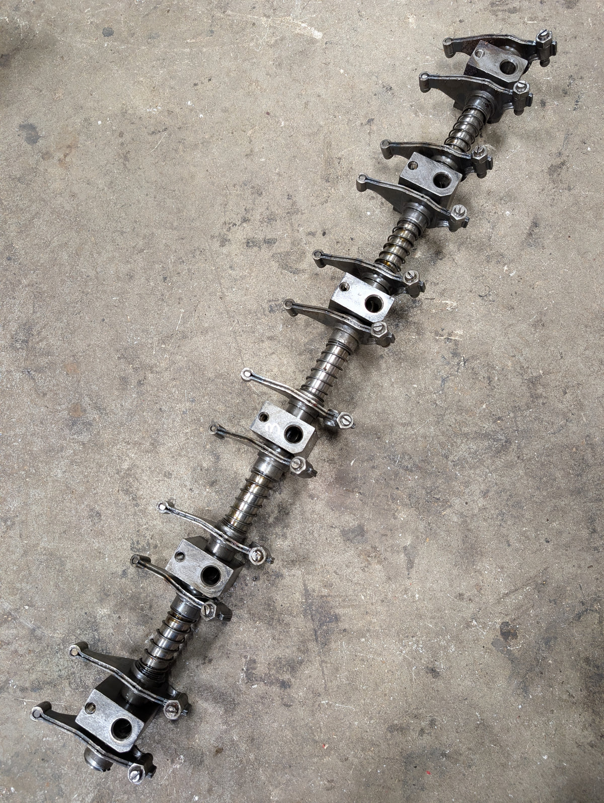 Rocker Arm Assembly IH International 675547C2 675447C91 675447C92 675660C92 USED