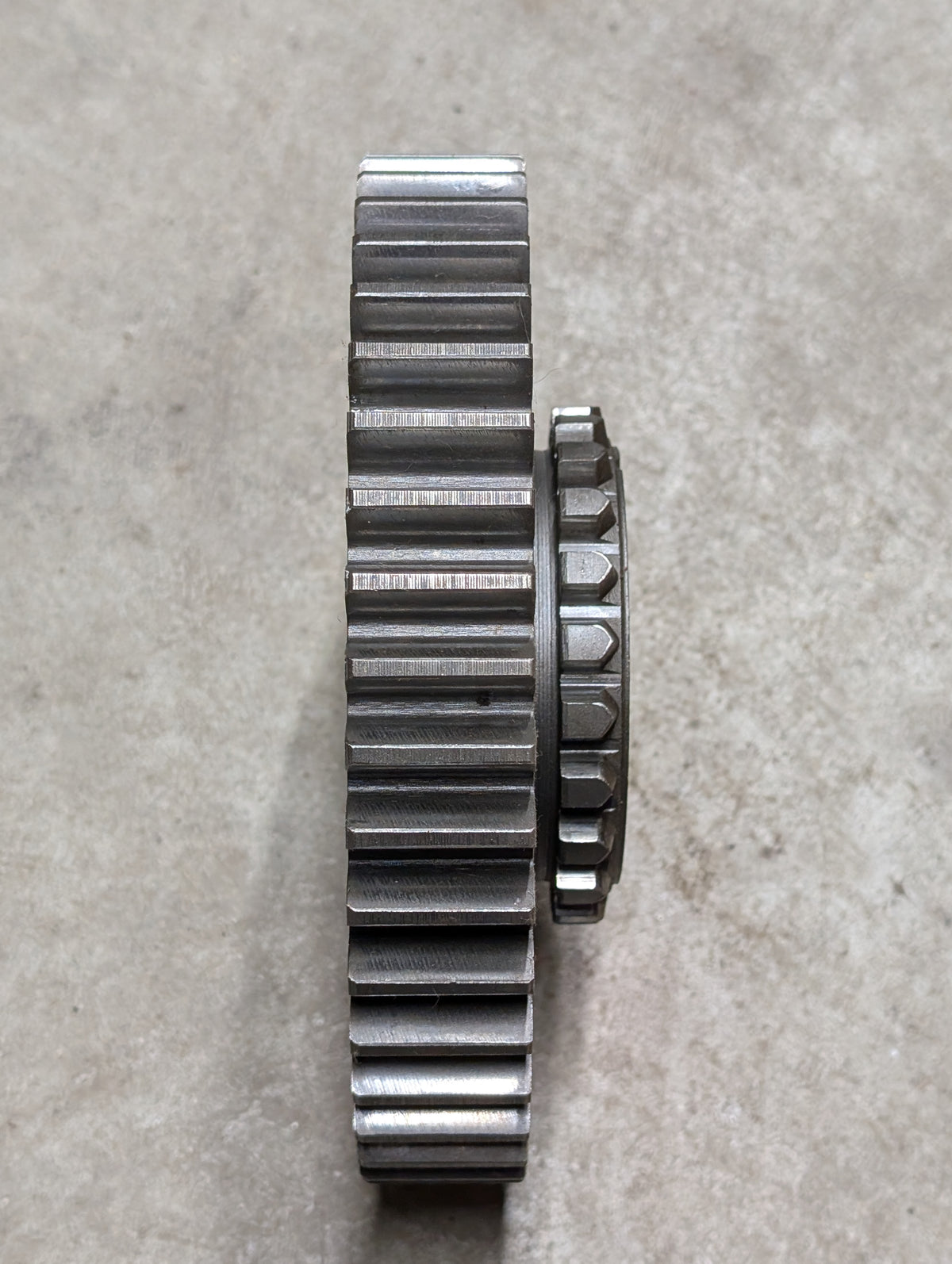 Hi-Lo Driven Gear IH International 380290R21 380290R11 USED