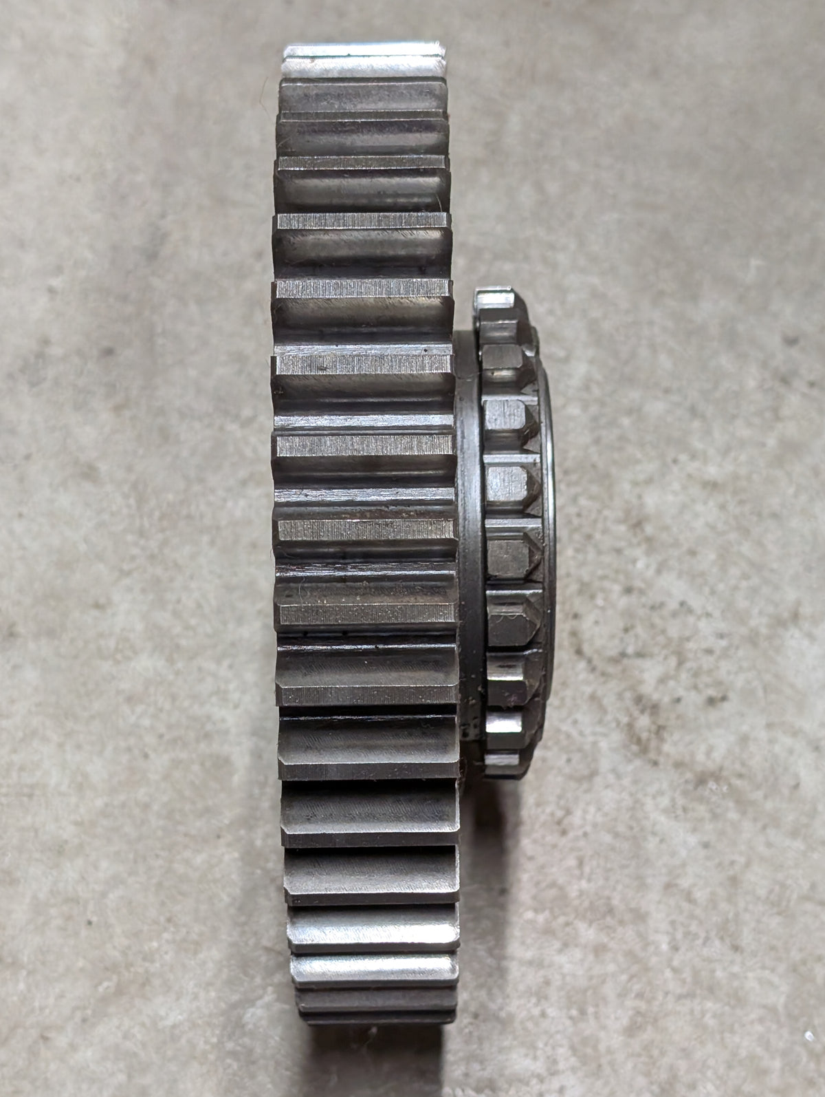 Hi-Lo Driven Gear IH International 380290R21 380290R11 USED