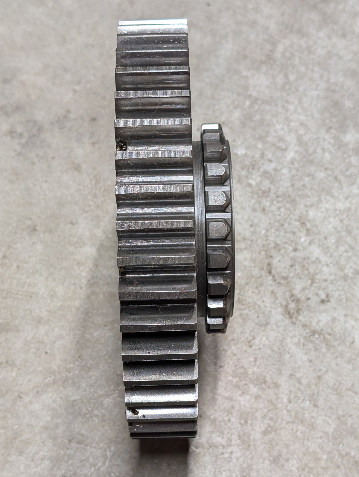 Hi-Lo Driven Gear IH International 380290R21 380290R11 USED