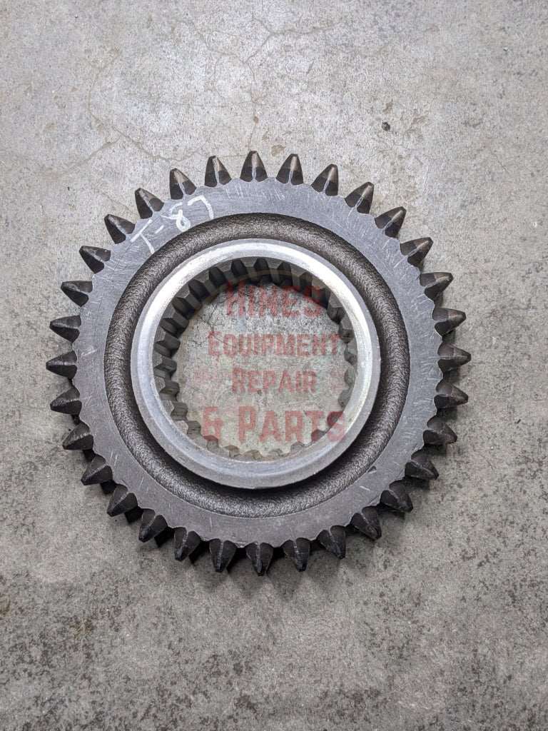 2nd Speed Drive Gear IH International 528672R1 USED - Hines Equipment Repair & Parts