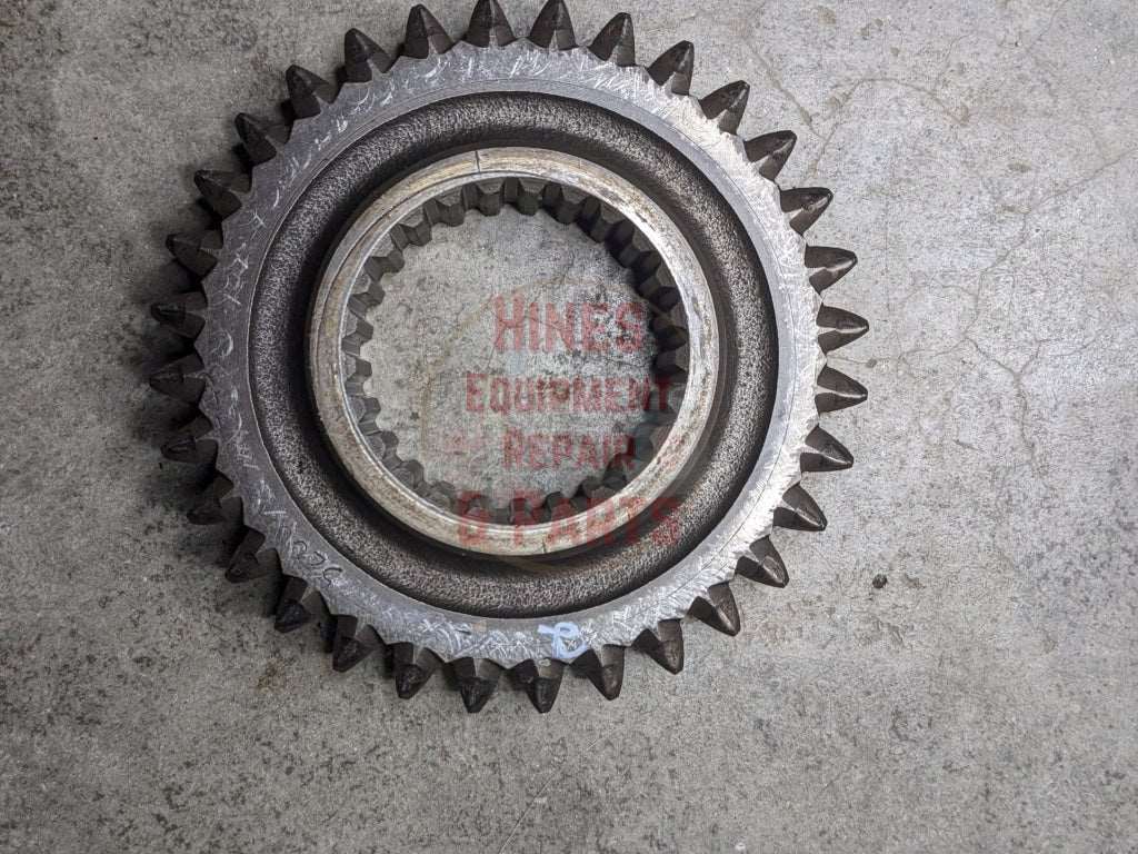 2nd Speed Drive Gear IH International 528672R1 USED - Hines Equipment Repair & Parts