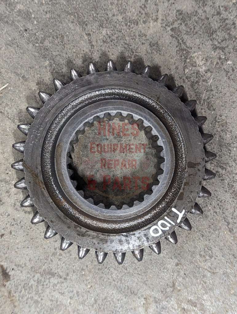 2nd Speed Drive Gear IH International 528672R1 USED - Hines Equipment Repair & Parts