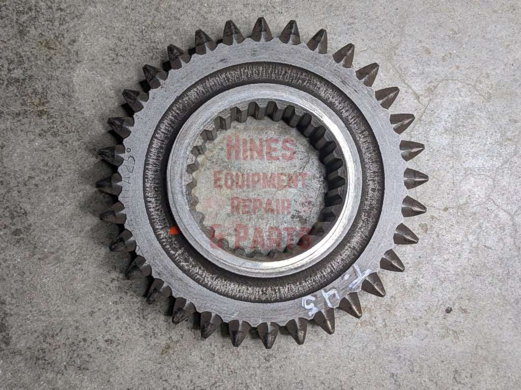 2nd Speed Drive Gear IH International 528672R1 USED - Hines Equipment Repair & Parts