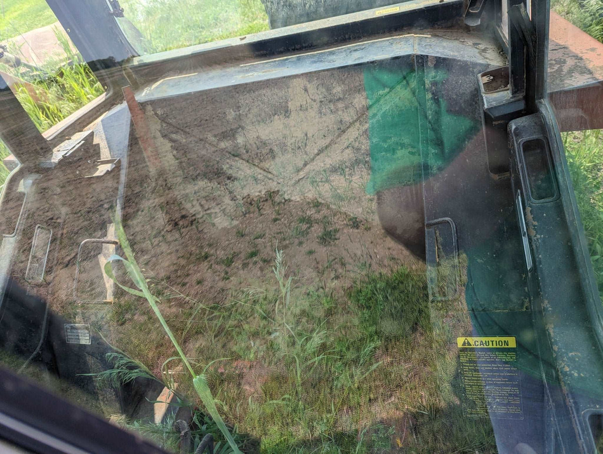 86 Series Cab IH International 1267539C91 USED - Hines Equipment Repair & Parts