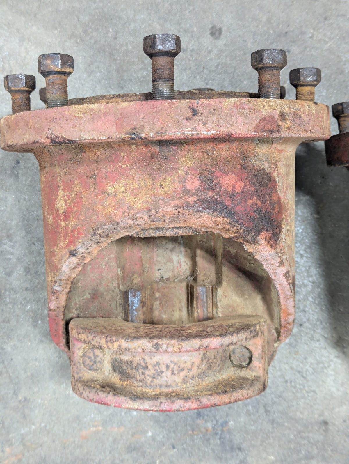 Dual Hub IH International 530085R1 USED