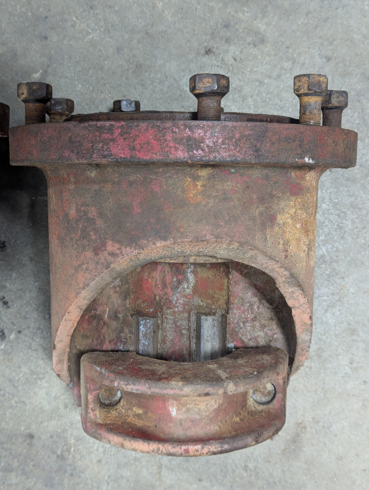 Dual Hub IH International 530085R1 USED