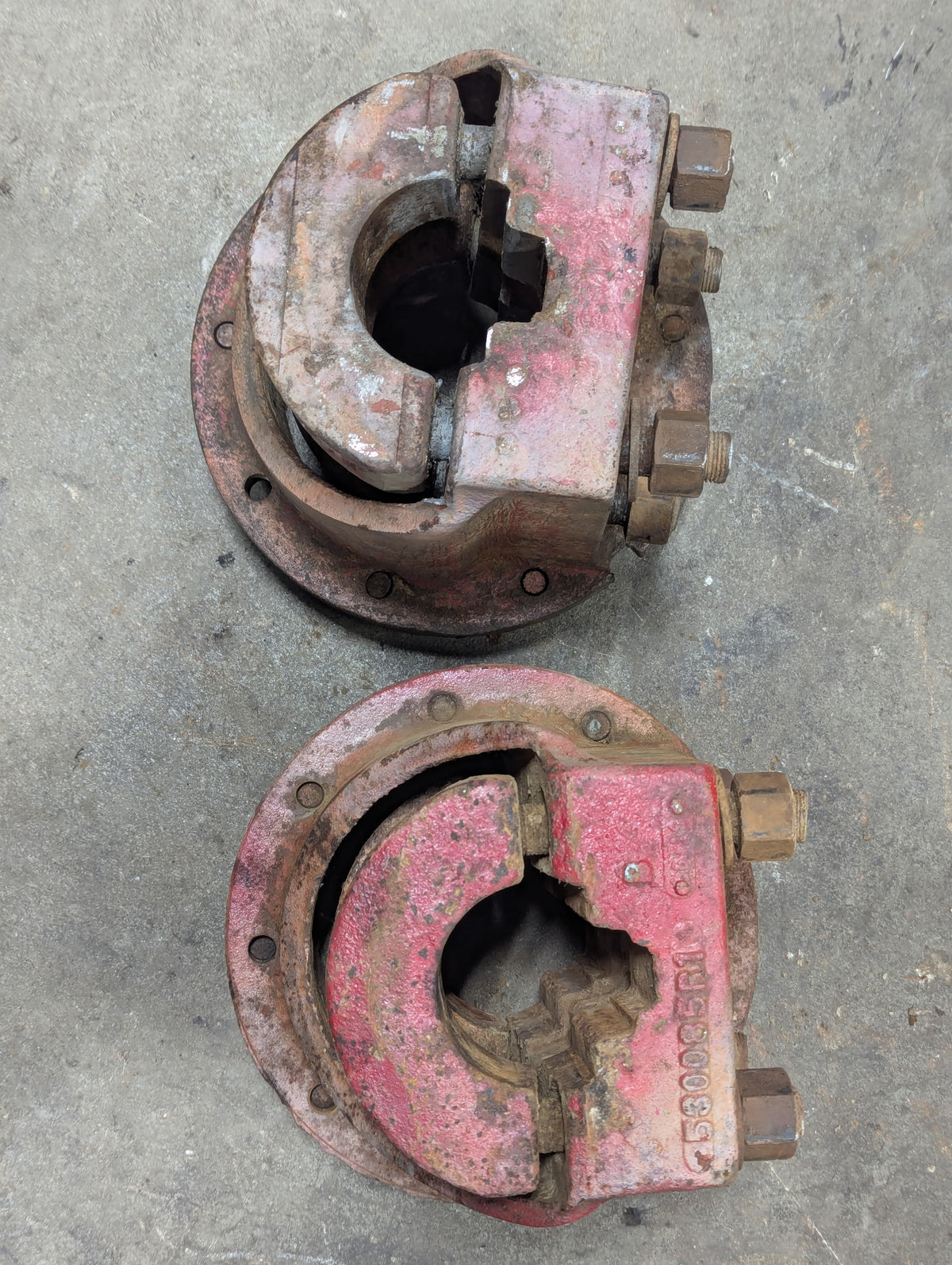 Dual Hub IH International 530085R1 USED