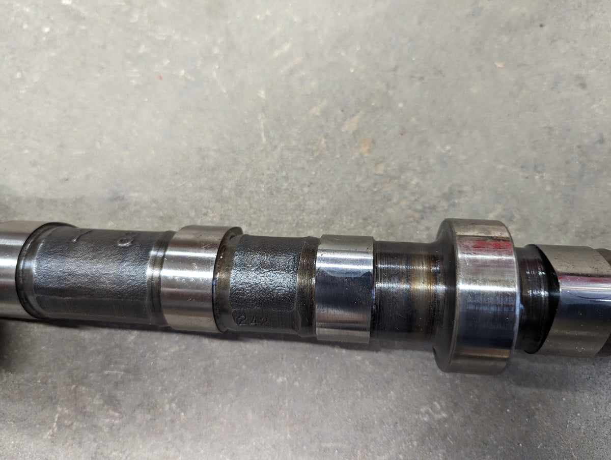 Camshaft IH International 1802338C91 USED