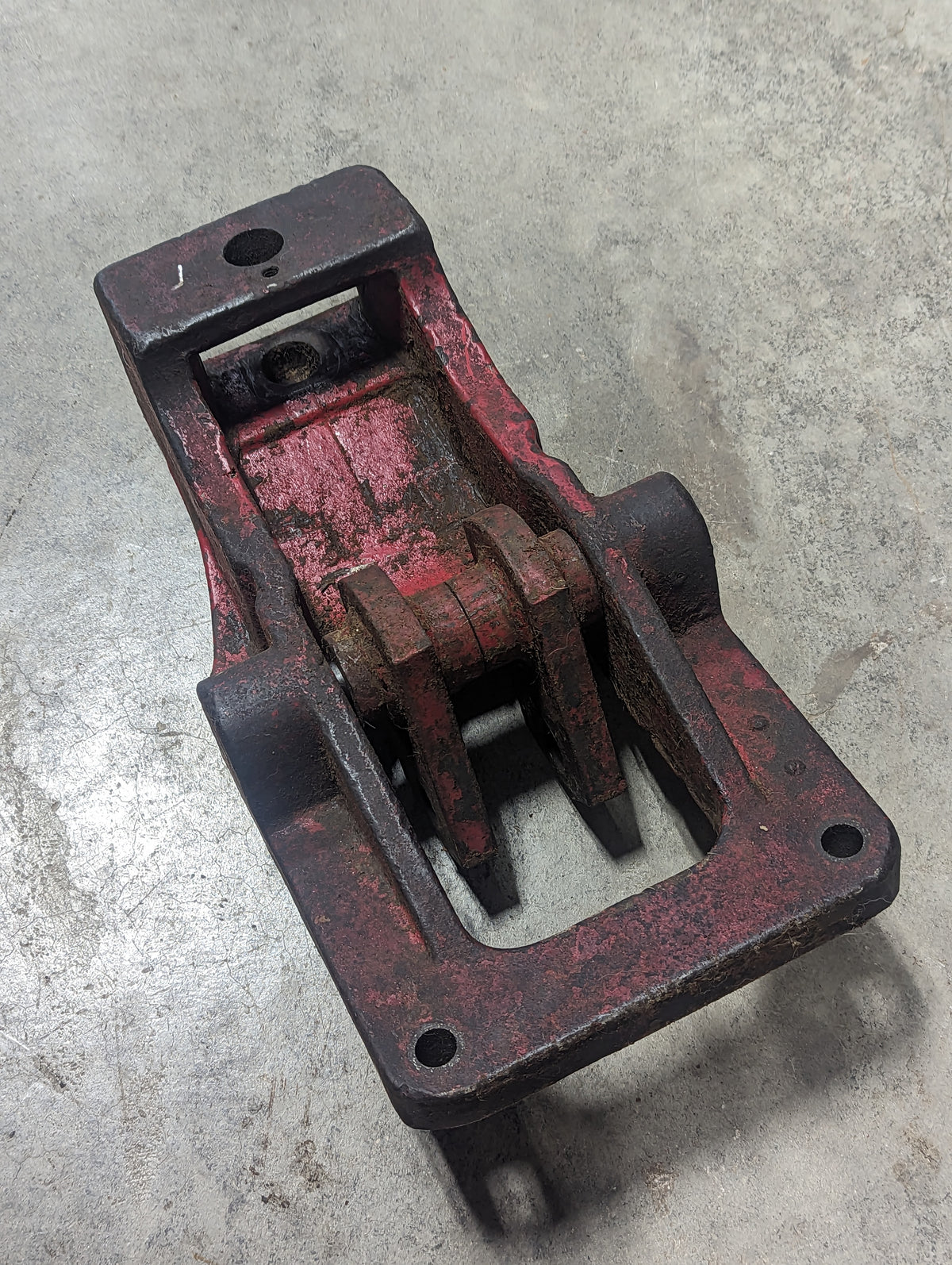 Drawbar Support IH International 381707R21 381707R1 USED