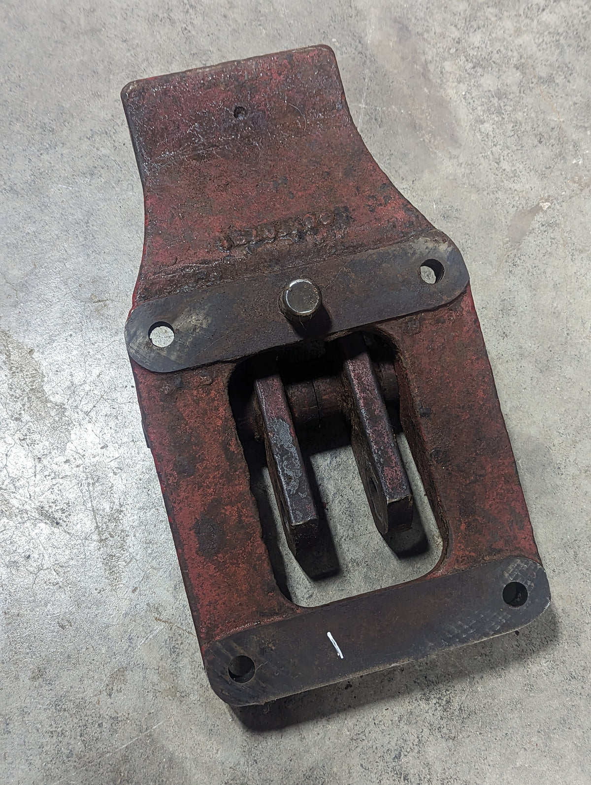 Drawbar Support IH International 381707R21 381707R1 USED