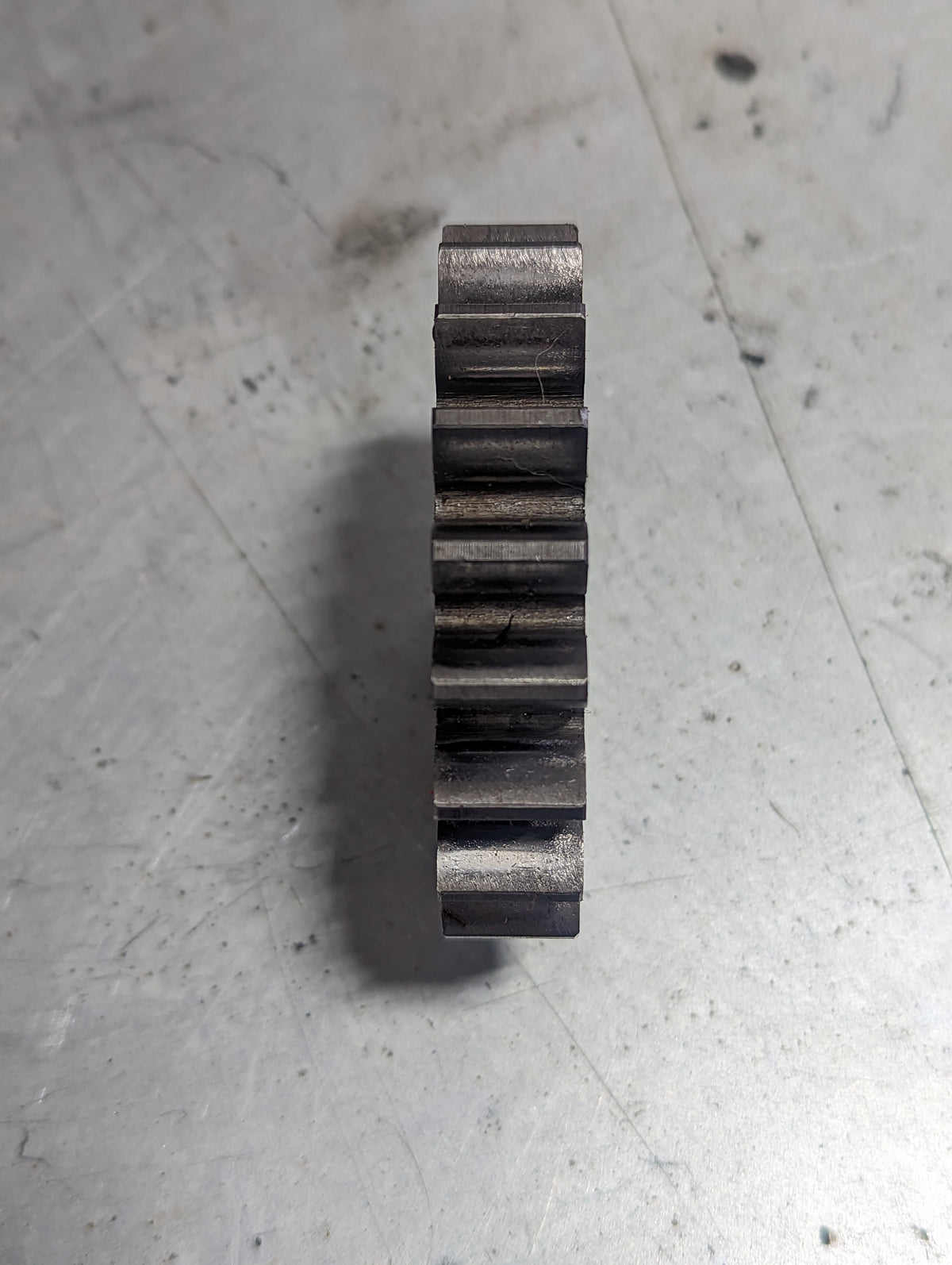 MCV Pump Gear IH International 405181R1 USED