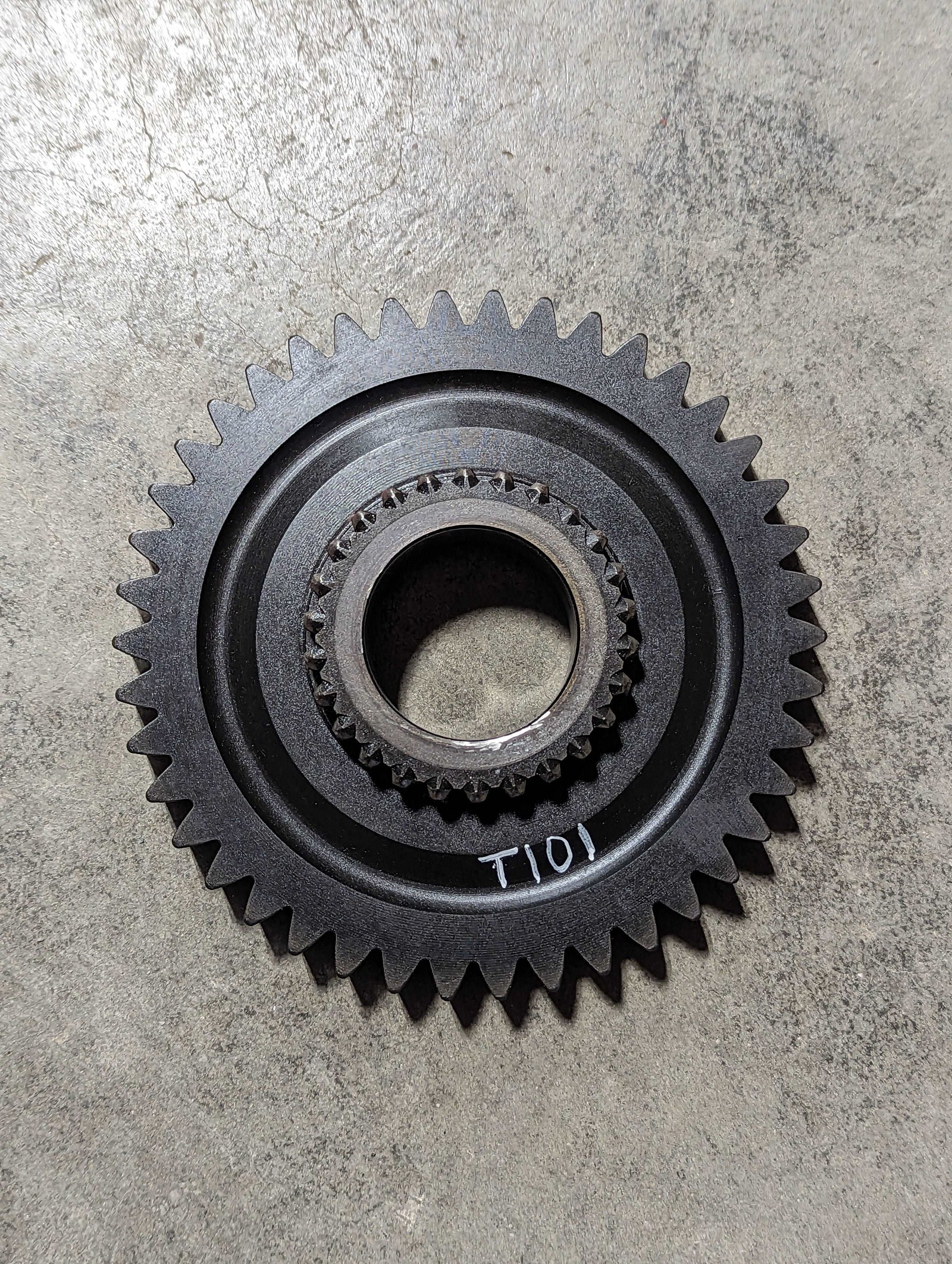 1st Speed Driven Gear IH International 120775C1 USED