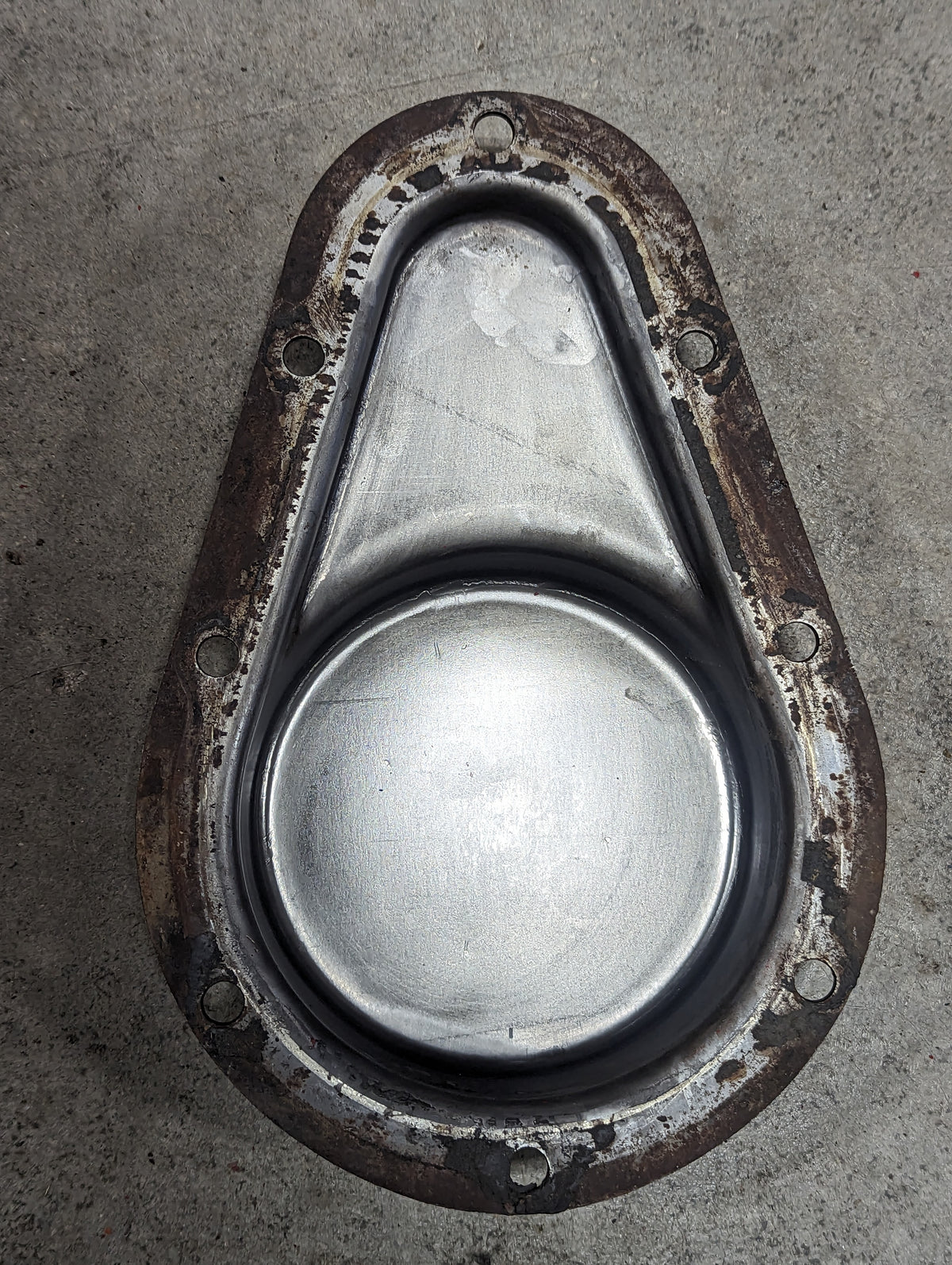 Hydraulic Oil Filter Housing IH International 382256R1 USED