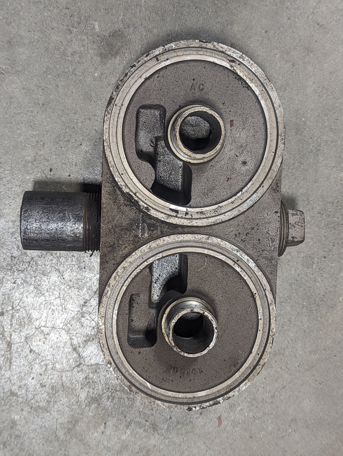 Hydraulic Oil Filter Base IH International 69148C91 USED