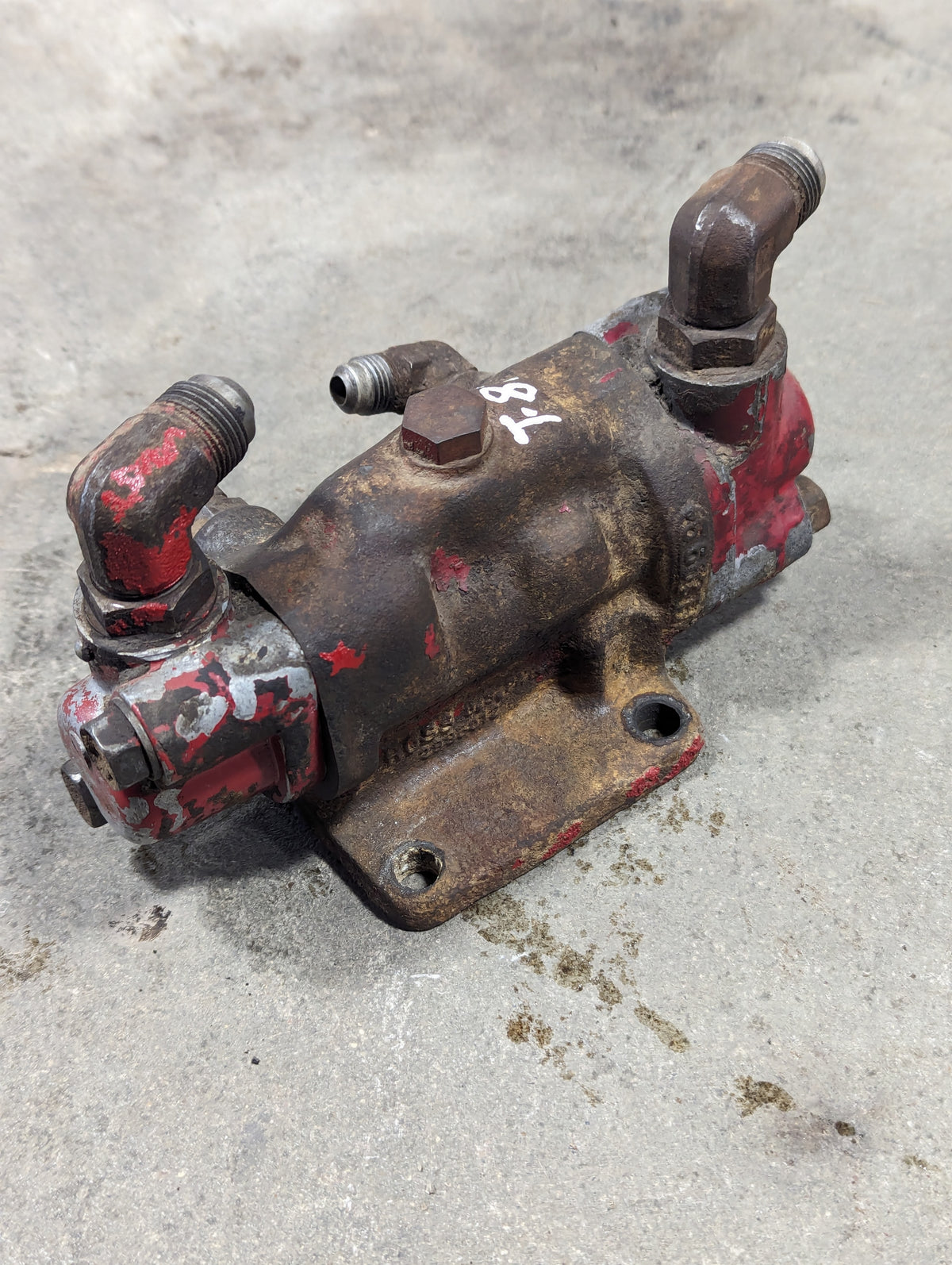 Power Steering Pilot Valve IH International 527492R91 396726R91 USED