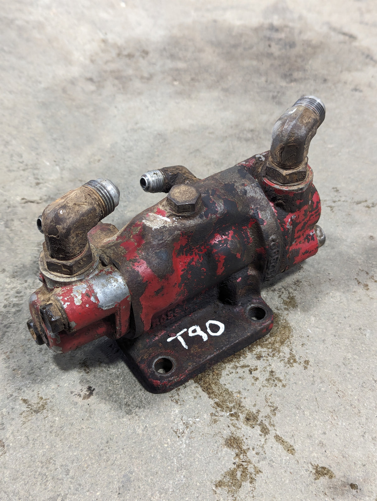 Power Steering Pilot Valve IH International 527492R91 396726R91 USED