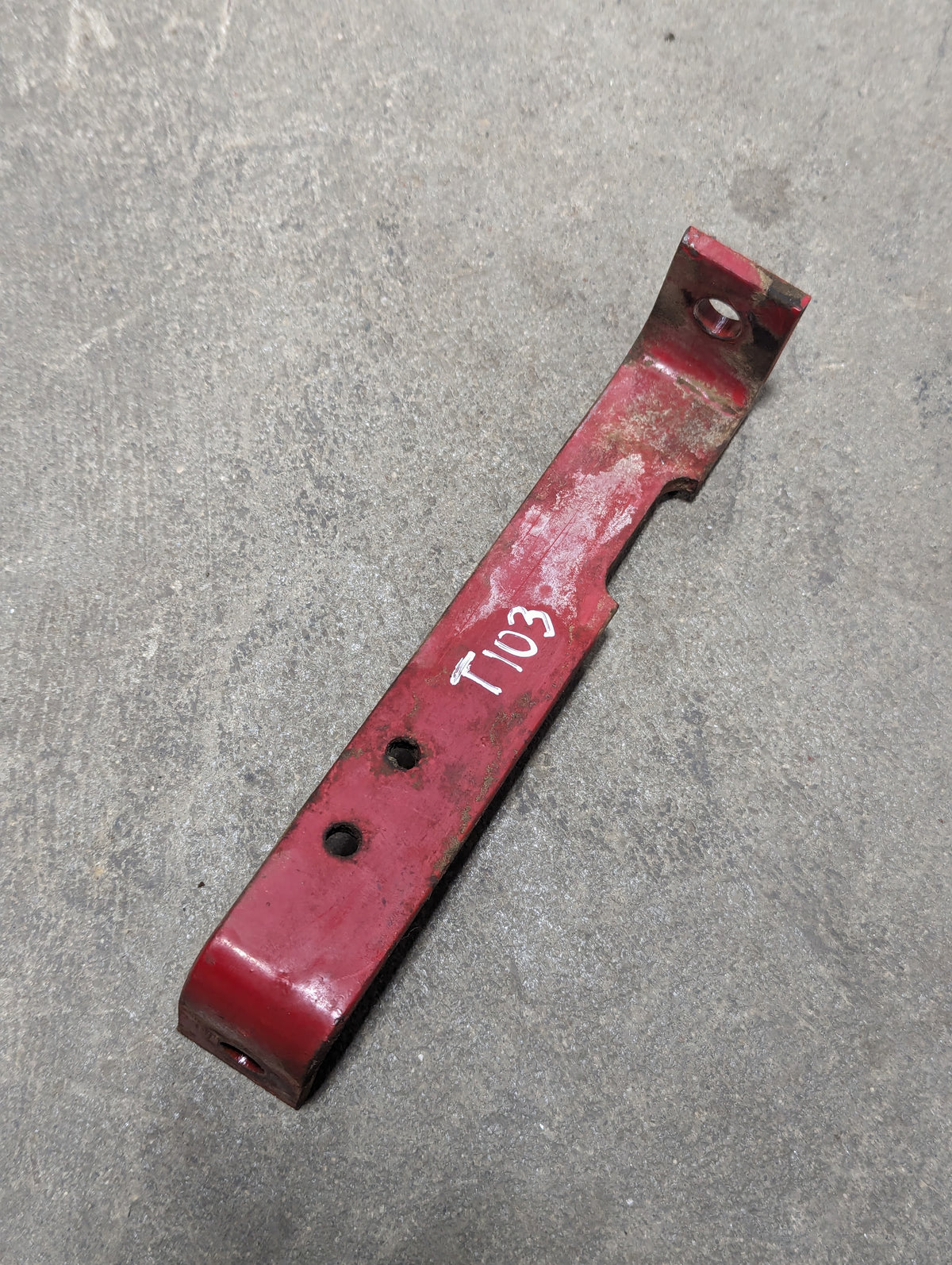 Pedal Stop Bracket Support IH International 104021C1 1270739C1 USED