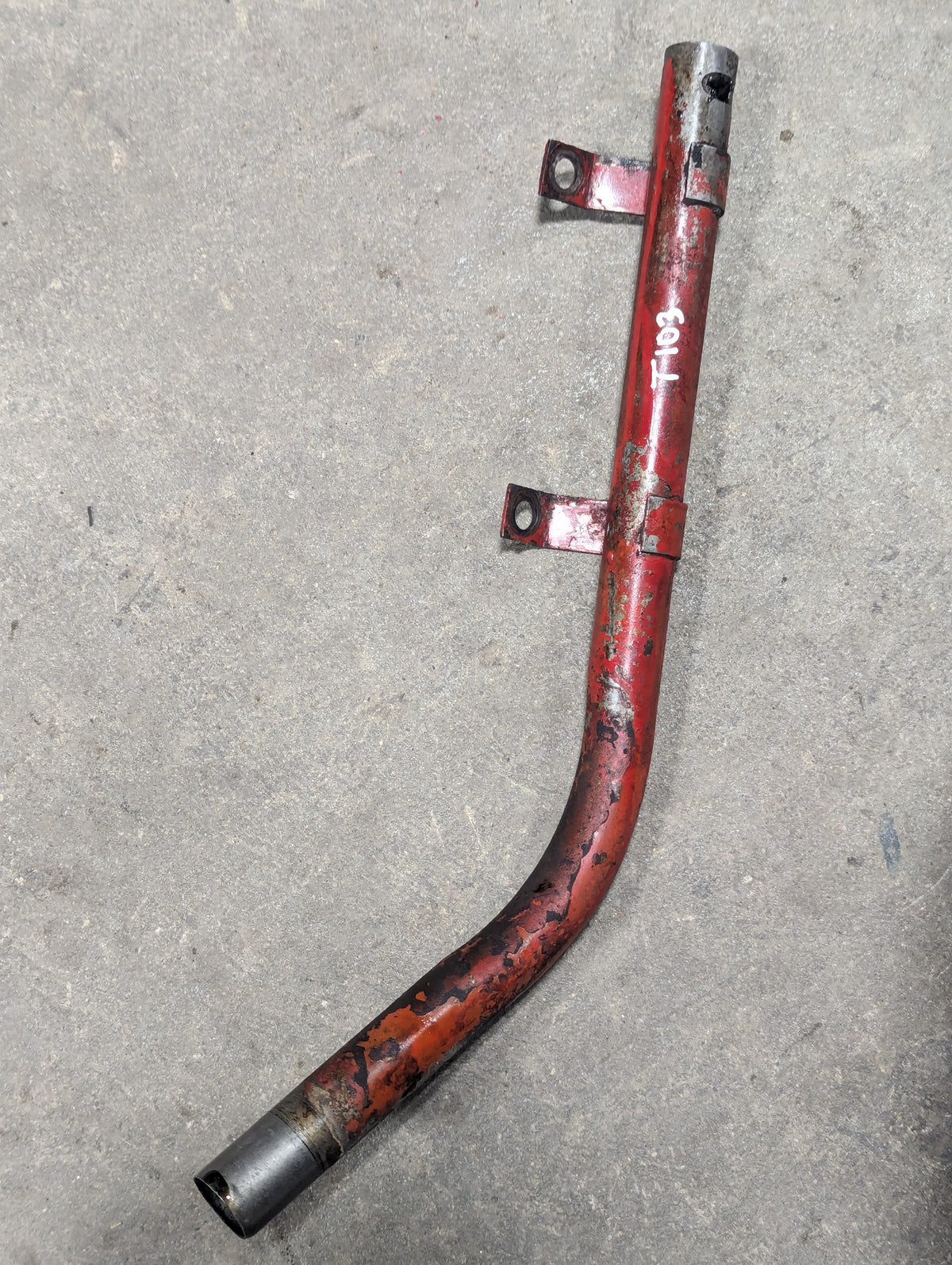 Breather Tube IH International 672222C3 USED