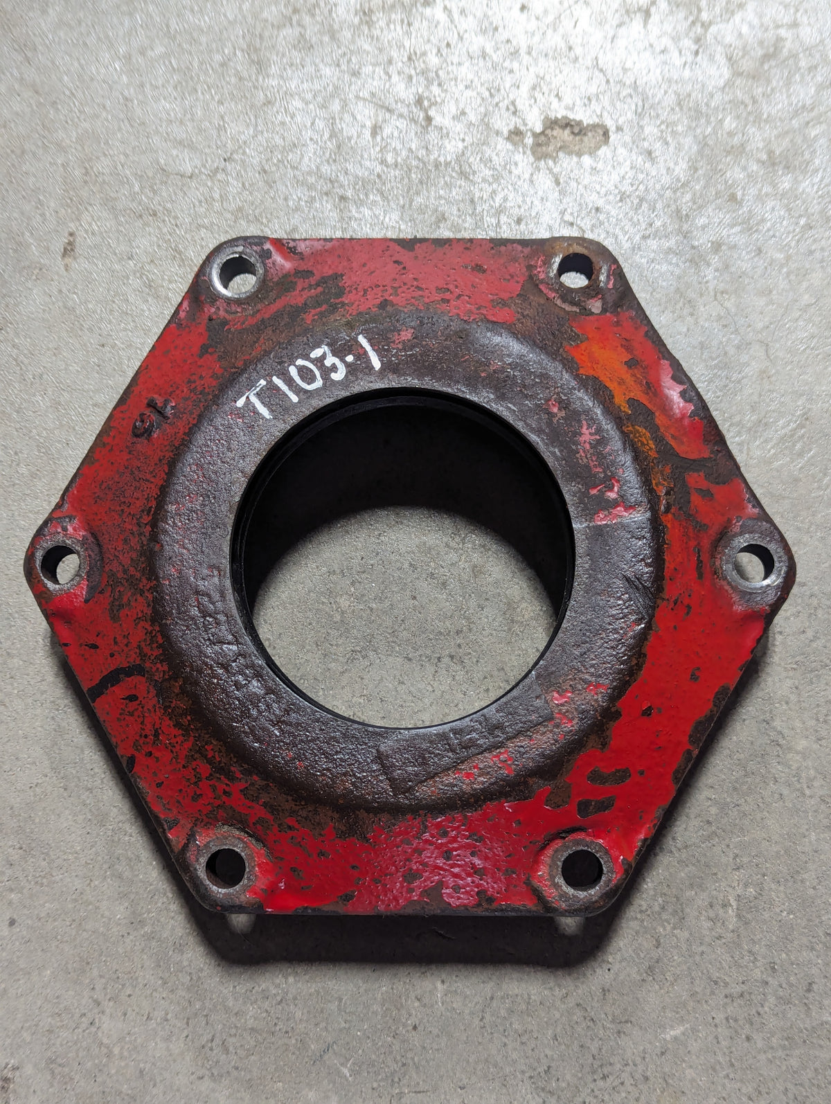 Axle Cap IH International 528716R1 USED