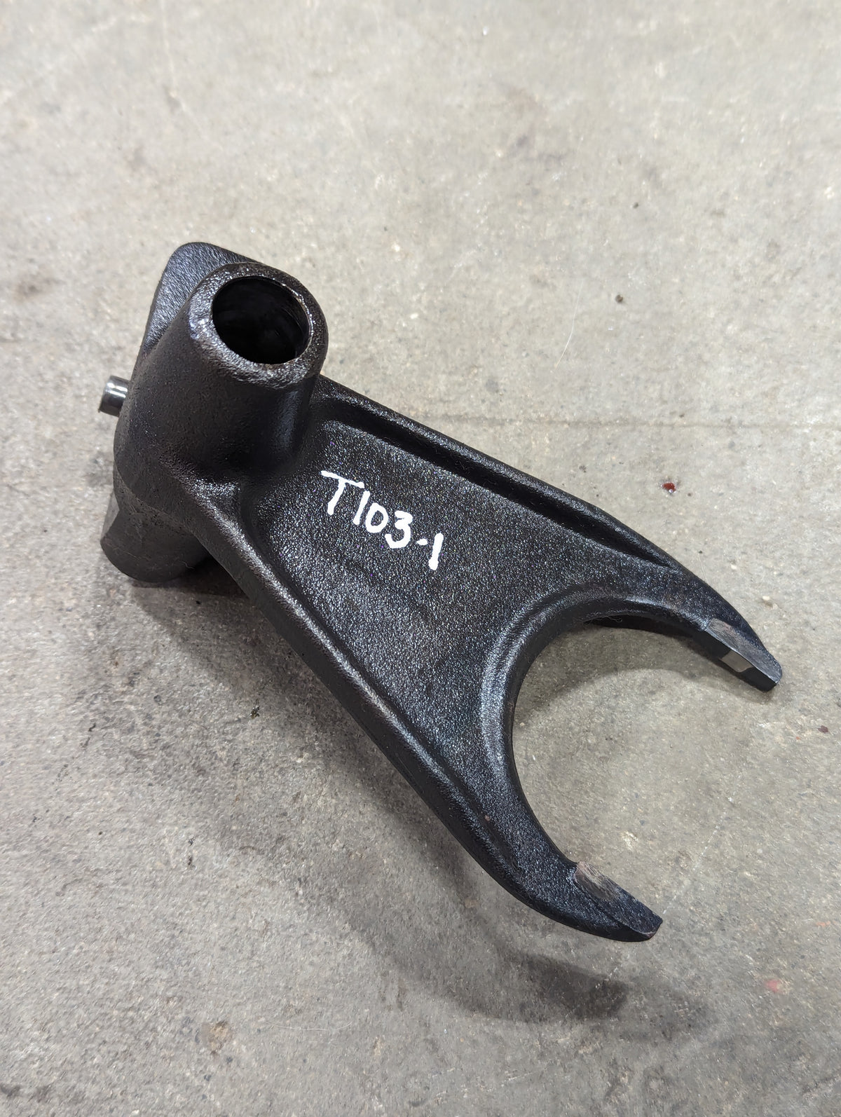 Speed Shift Fork IH International 380123R21 USED