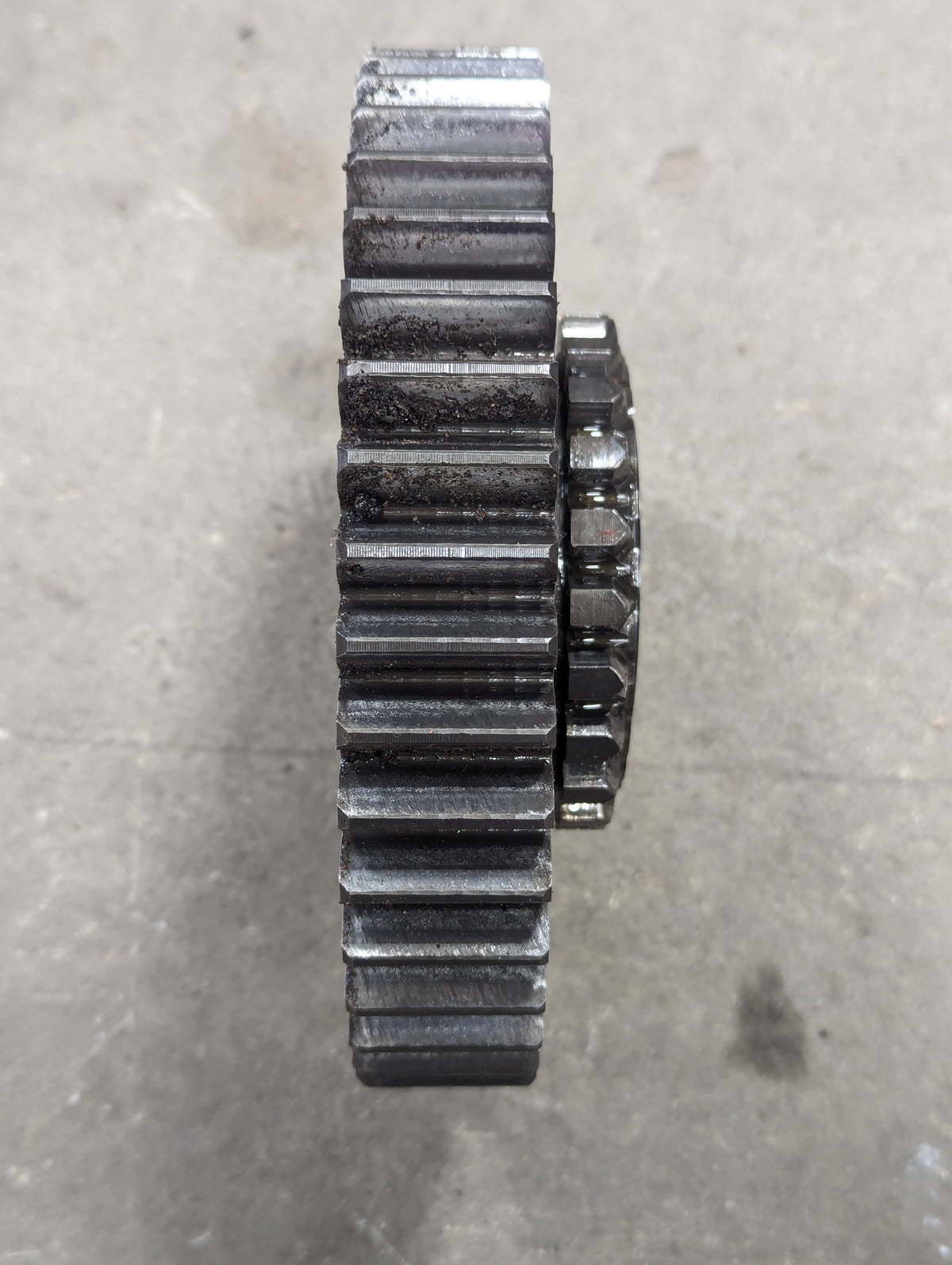 Hi-Lo Driven Gear IH International 528683R11 USED