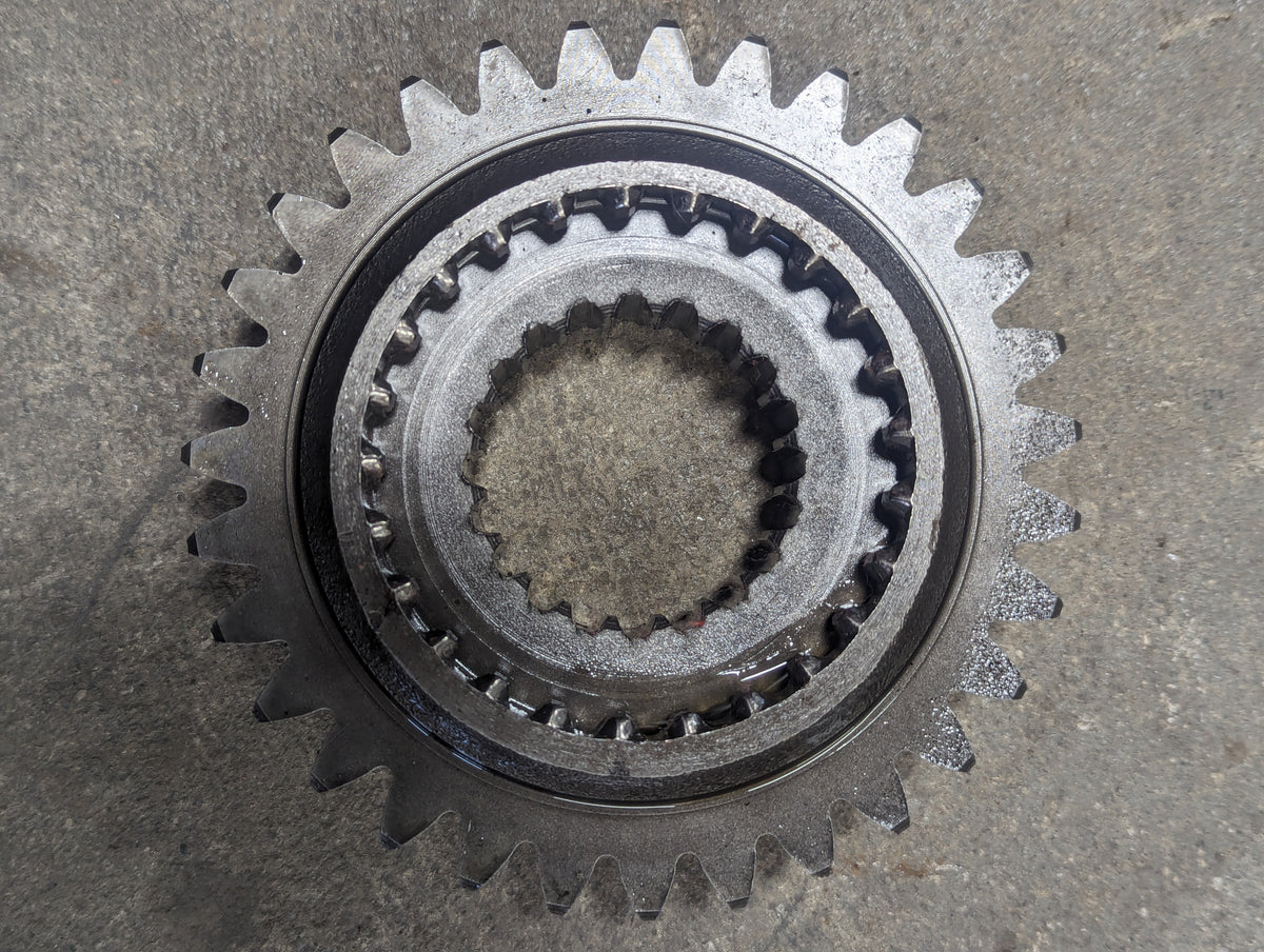 3rd/4th Speed Slider Gear IH International 528675R1 USED