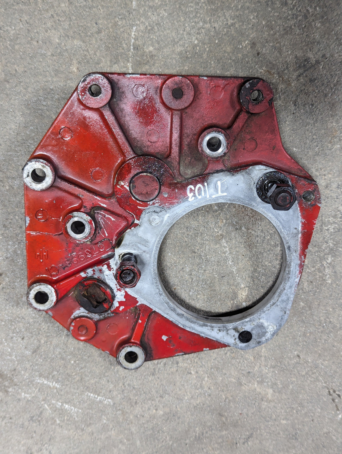 Injection Pump Mounting Adaptor IH International 676996C1 689147C1 USED