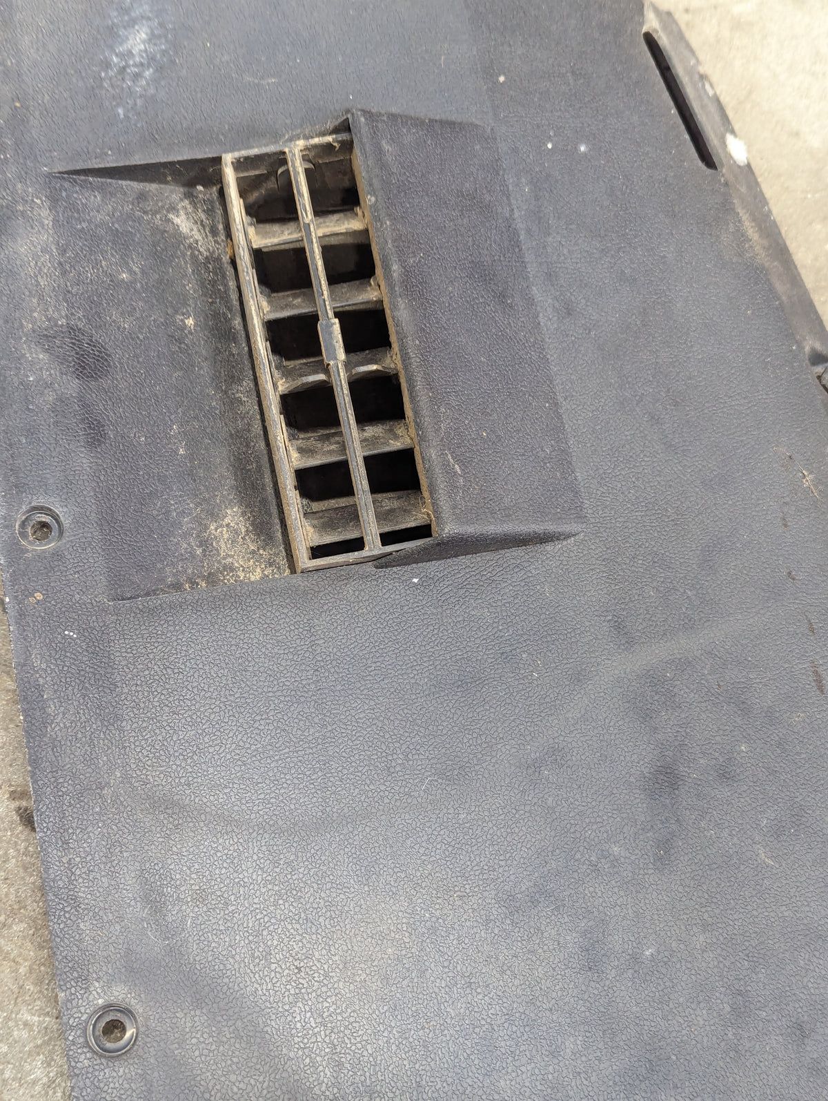 Front Headliner IH International 118194C2 11829C94 USED