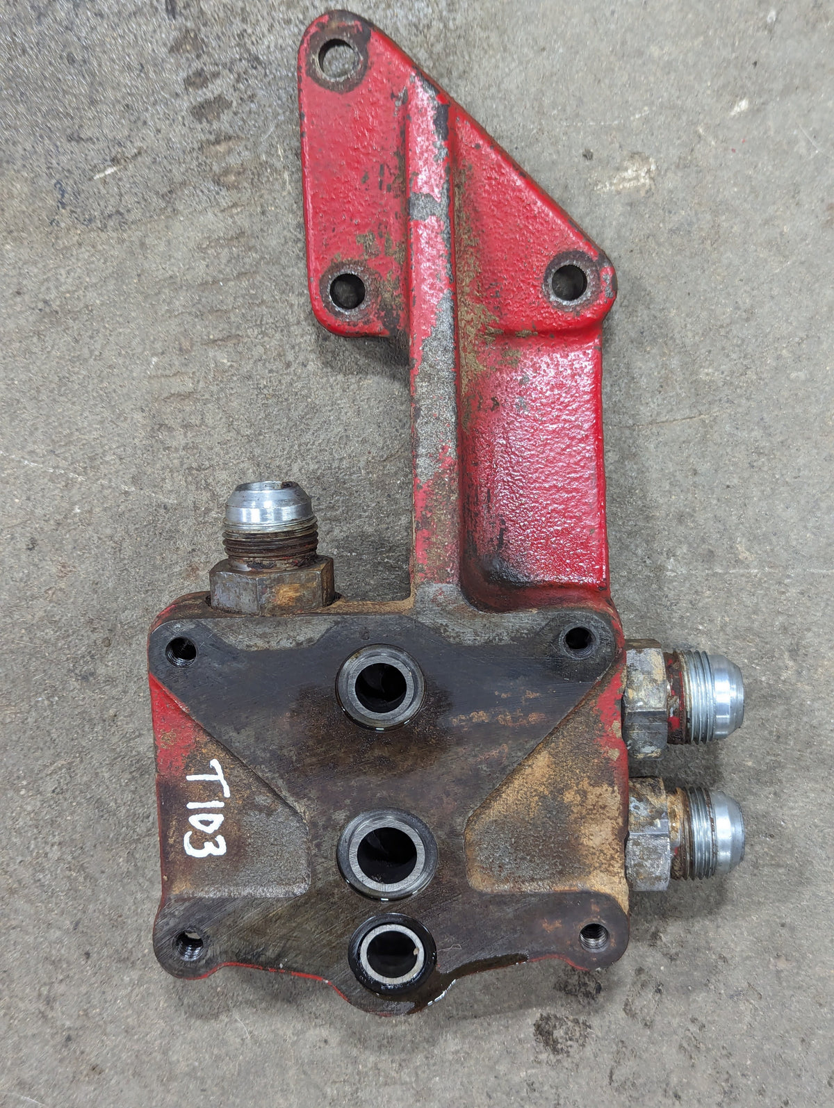 Auxiliary Valve Mounting Bracket IH International 104573C1 USED