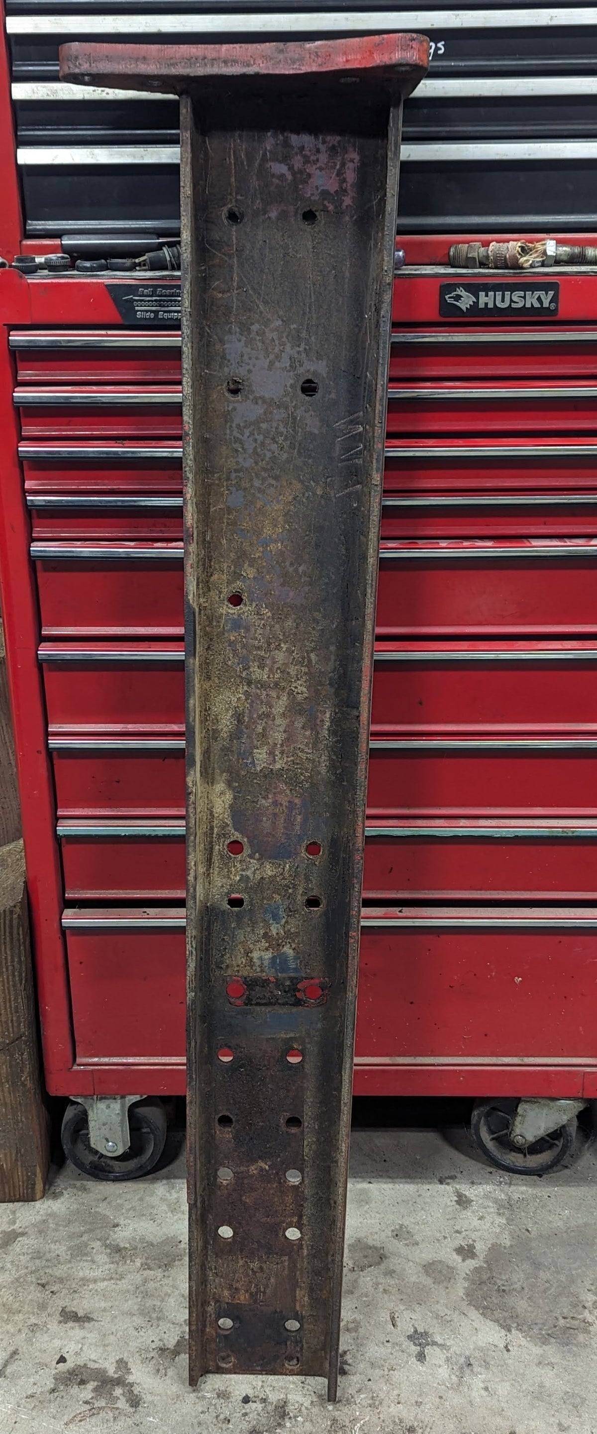 Right Frame Rail IH International 532317R4 USED