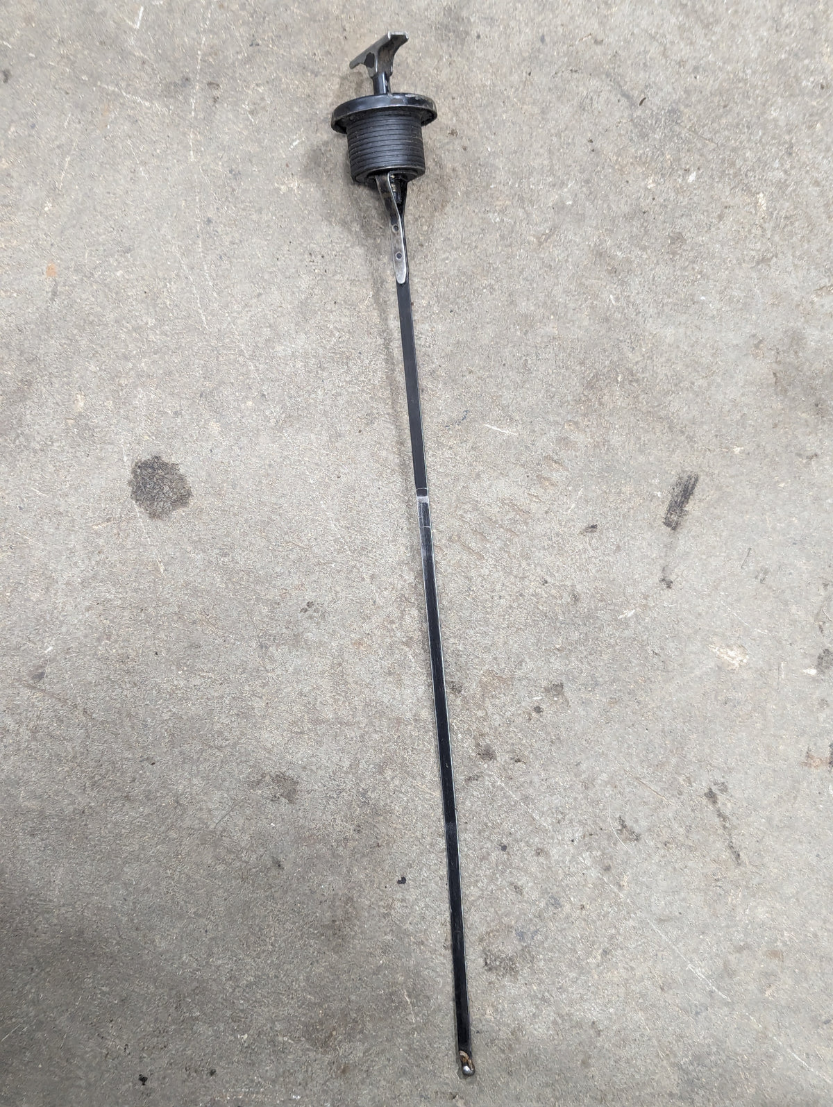 Engine Oil Dipstick IH International 1800401C1 USED