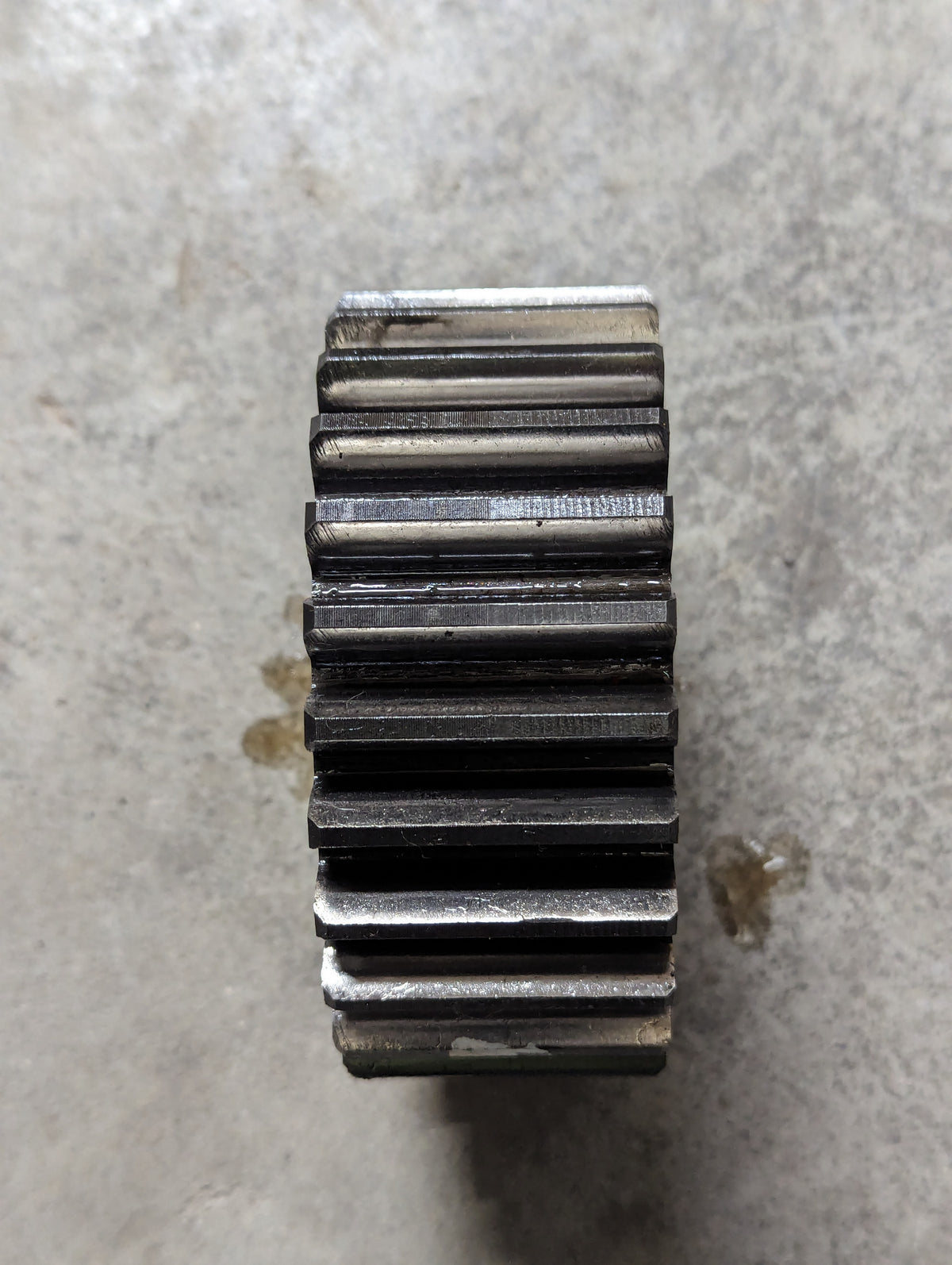 PTO Idler Gear IH International 381509R1 USED