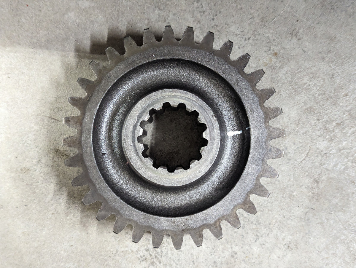 PTO Driven Gear IH International 381506R1 USED