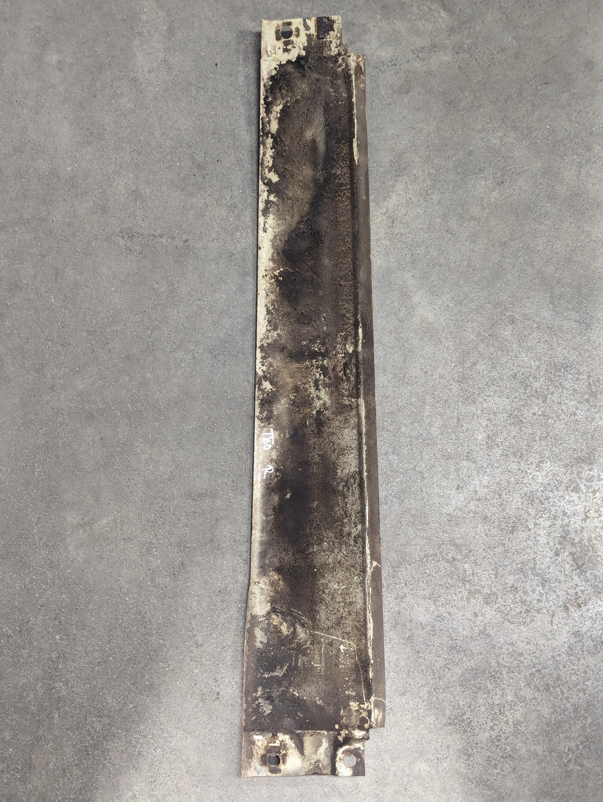 Right Rear Hood Side Panel IH International 406680R1 USED