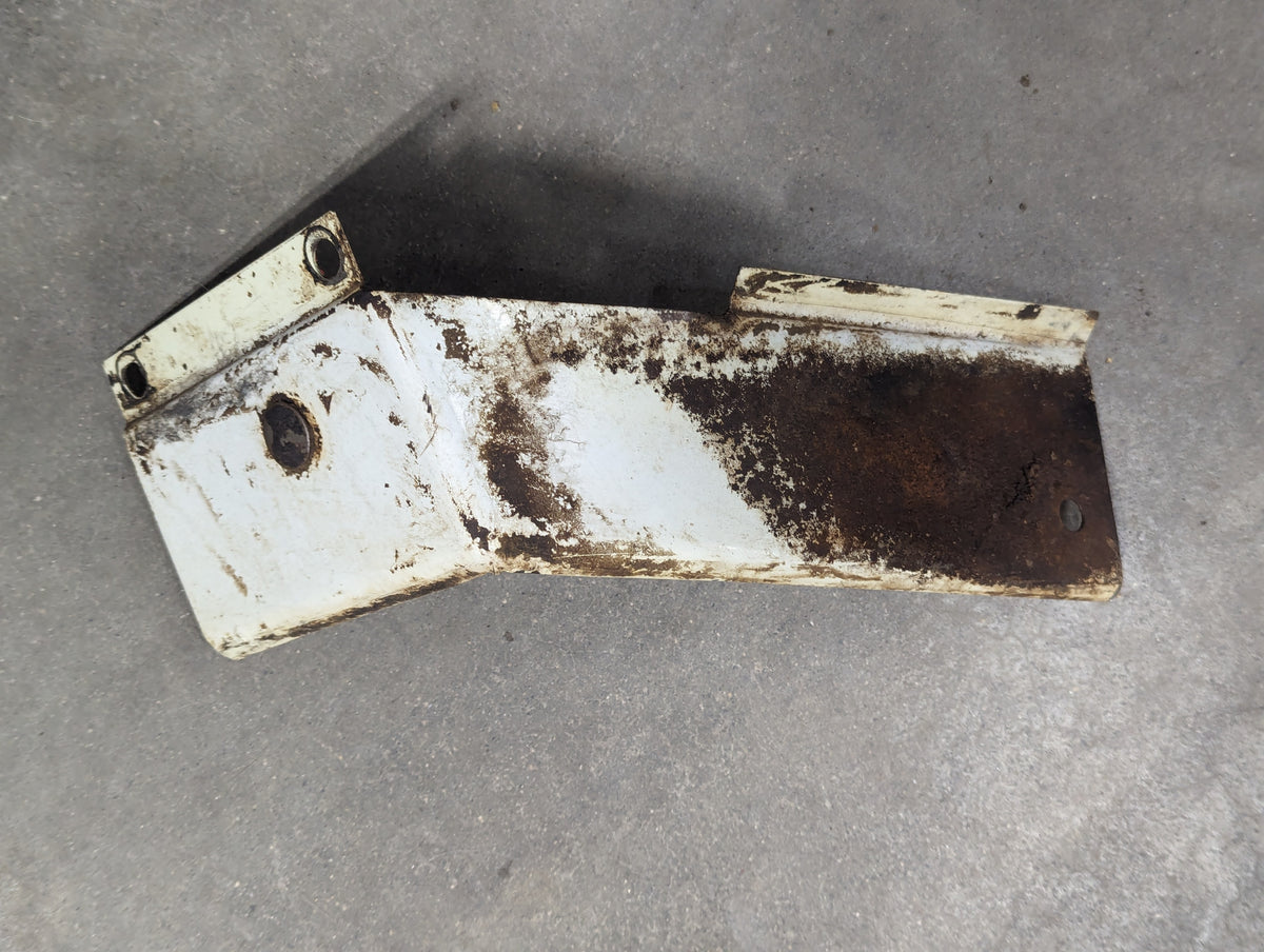 Right Steering Support Housing IH International 527261R1 USED