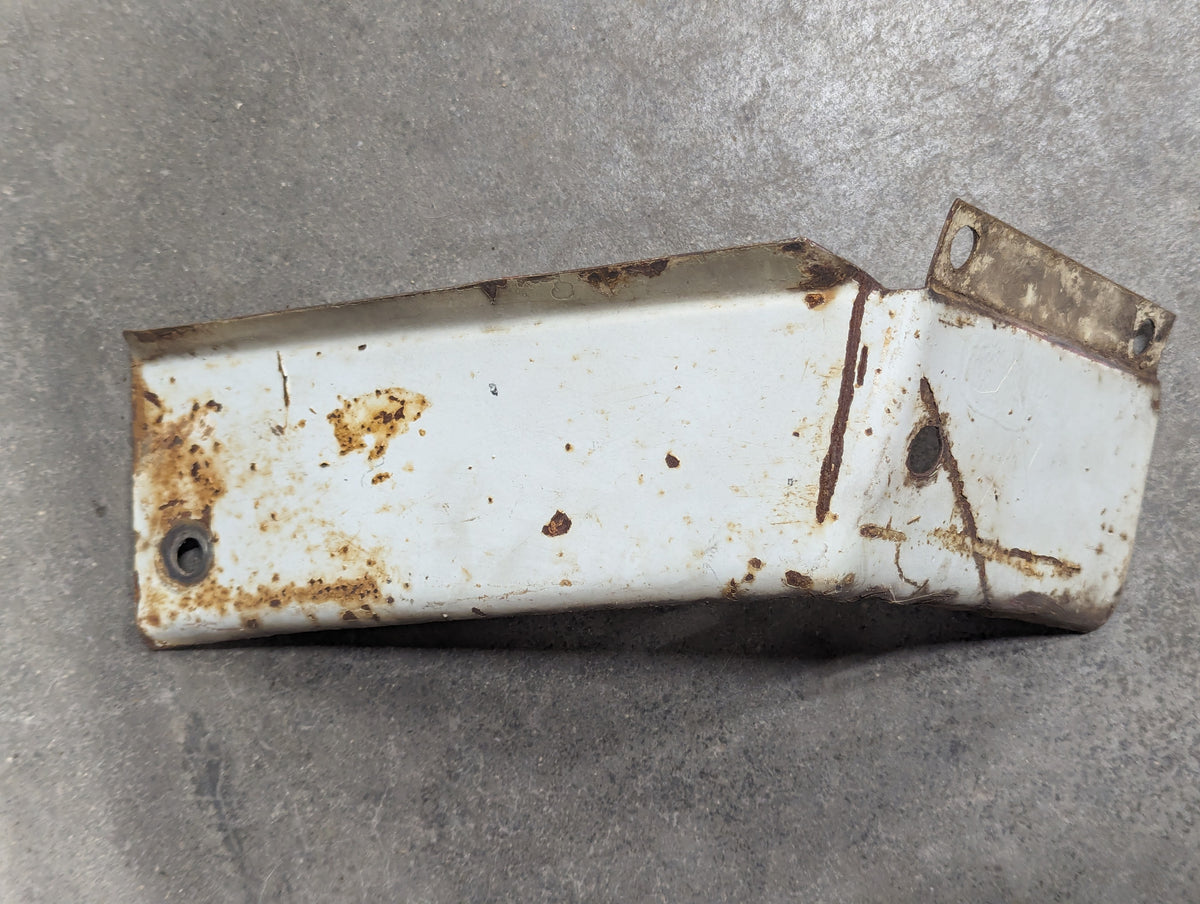 Left Steering Support Housing IH International 382642R1 USED