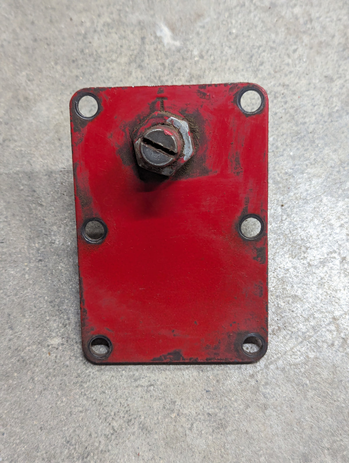 Valve & Adjusting Cover w/ Screw IH International 142704C1 142881C1 USED