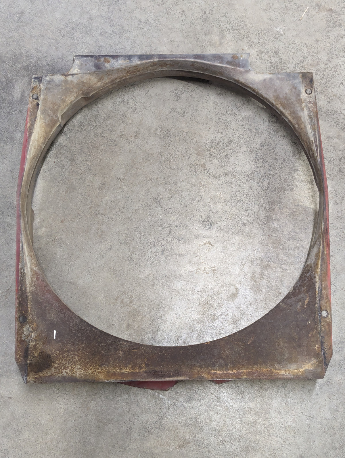 Fan Shroud IH International 67391C1 USED