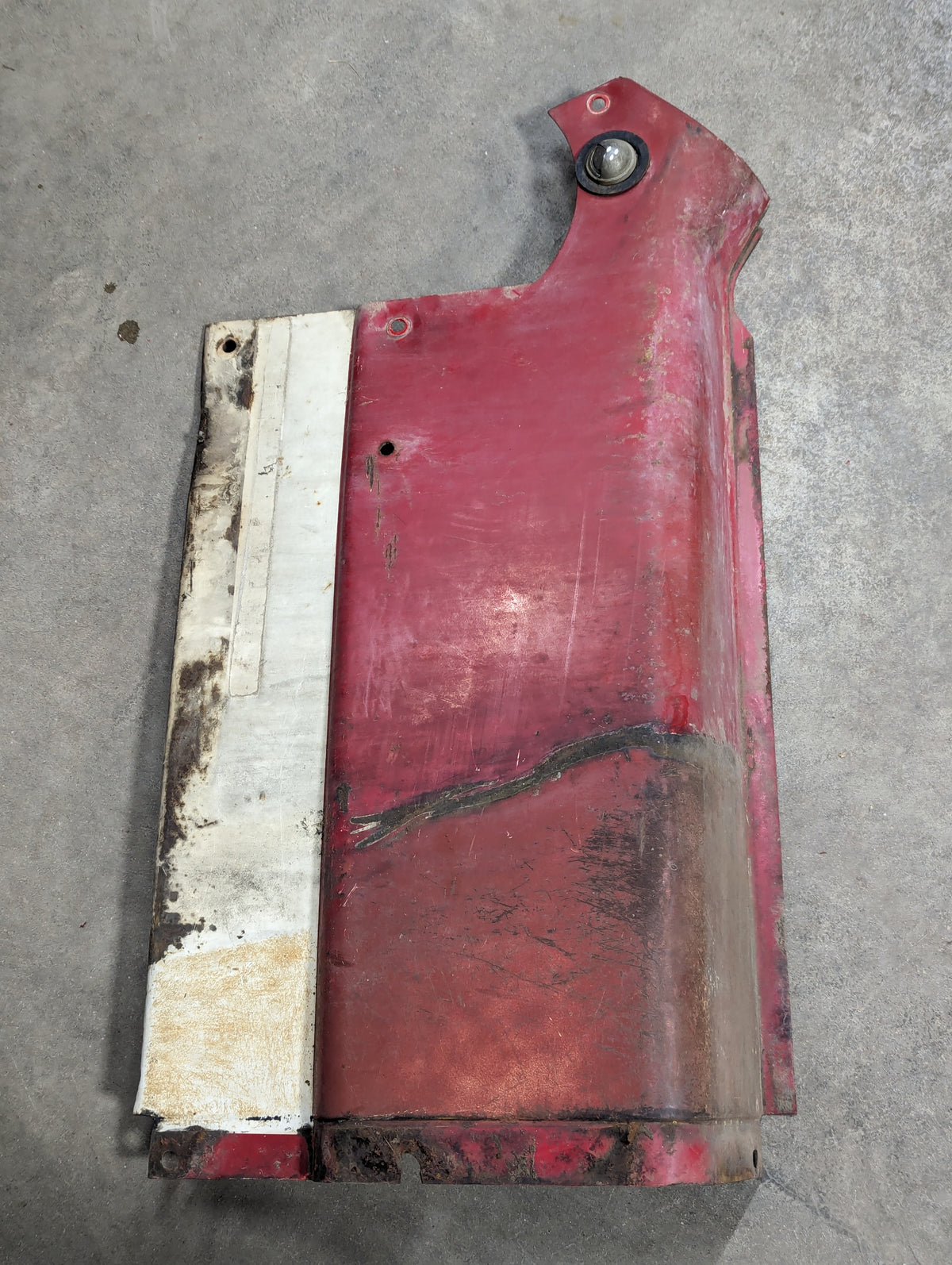 Right Rear Hood IH International 531046R1 USED