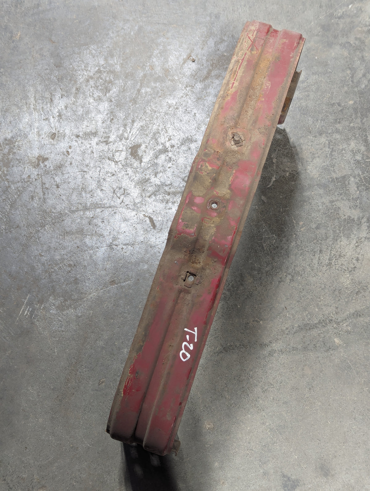 Rear Hood Frame Support IH International 395280R92 USED