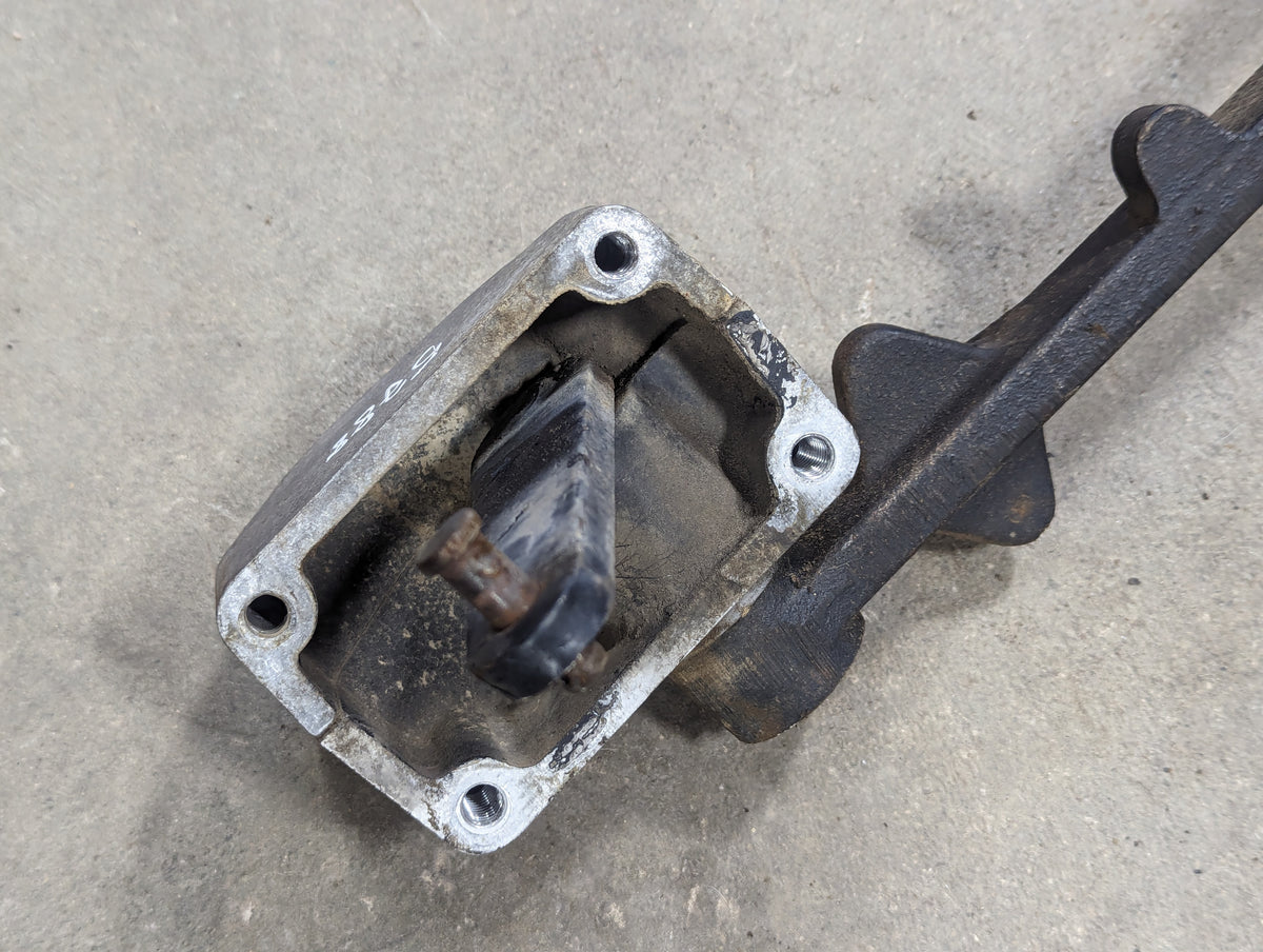 Clutch Pedal Assembly IH International 104039C2 USED