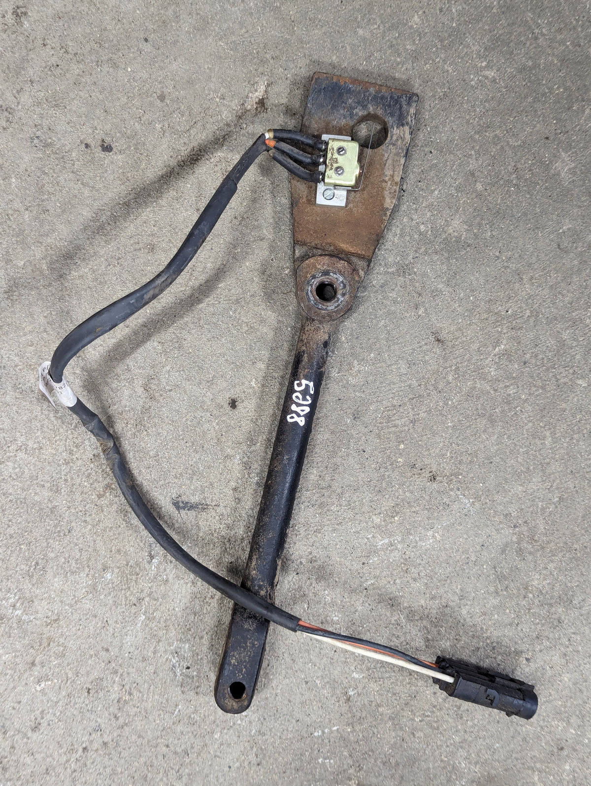 Speed Shift Handle Lower IH International 1251580C3 USED