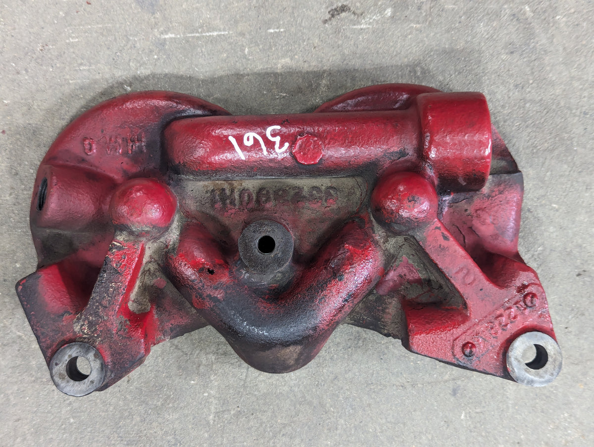 Oil Filter Base IH International 332390R1 607266C11 USED